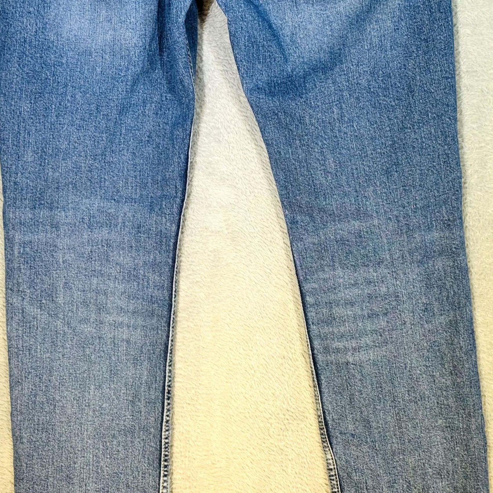 Levi's Levi's 511 Jeans Slim Tapered Blue Light Wash 34x32 Denim Zip Fly Mens Regular Size 34 Waist 34 Inseam 32 Size US 34 / EU 50 - 4 Thumbnail