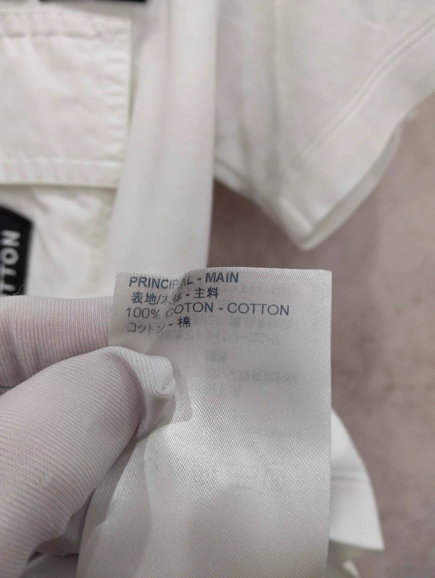 Louis Vuitton LV White Badge Pocket Embroidered Short Sleeve T-shirt S Size S / US 4 / IT 40 - 6 Thumbnail