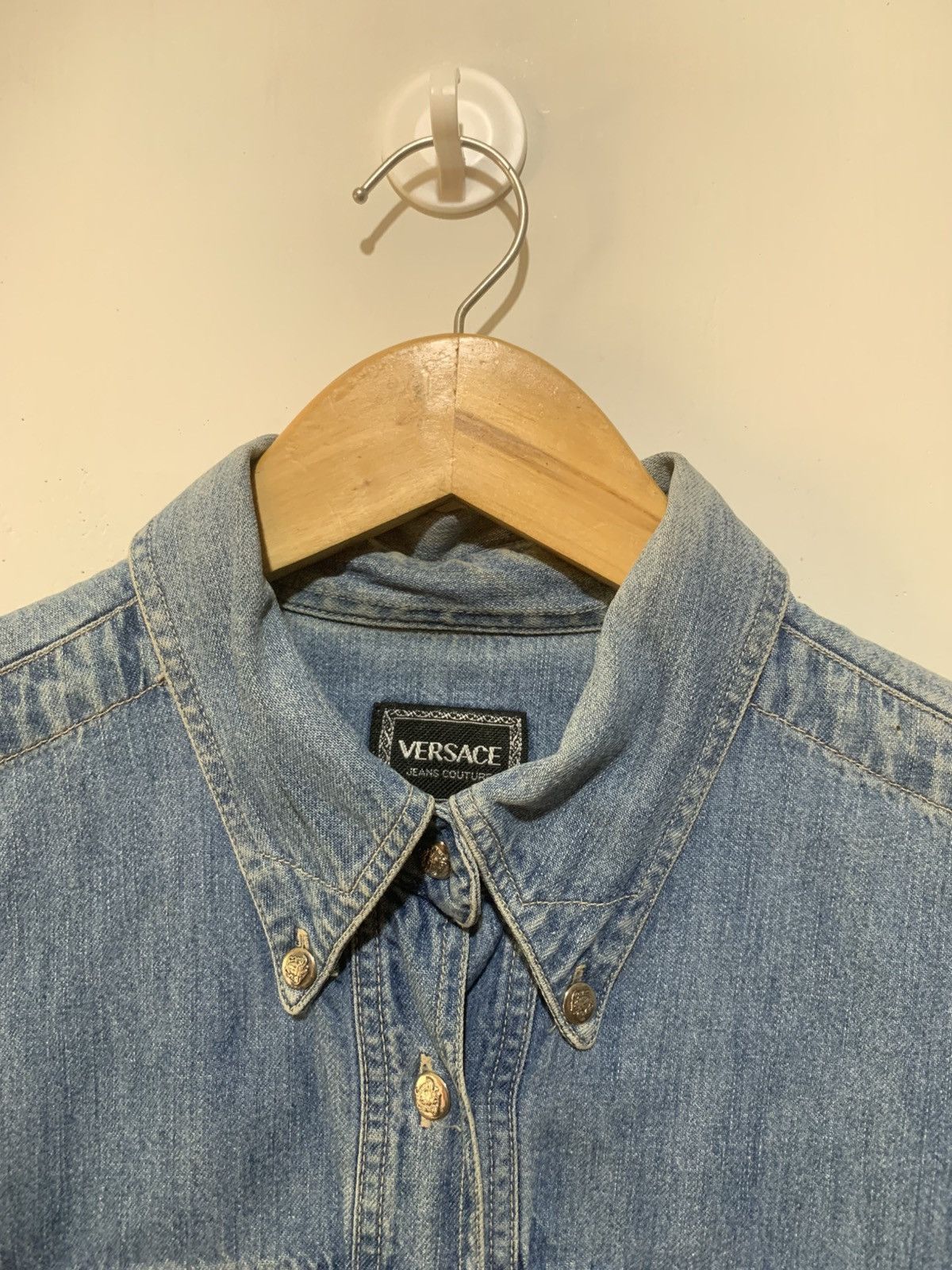 Versace Vintage 90s Istante Versace Denim Shirt w Istante Buttons Size US M / EU 48-50 / 2 - 9 Thumbnail