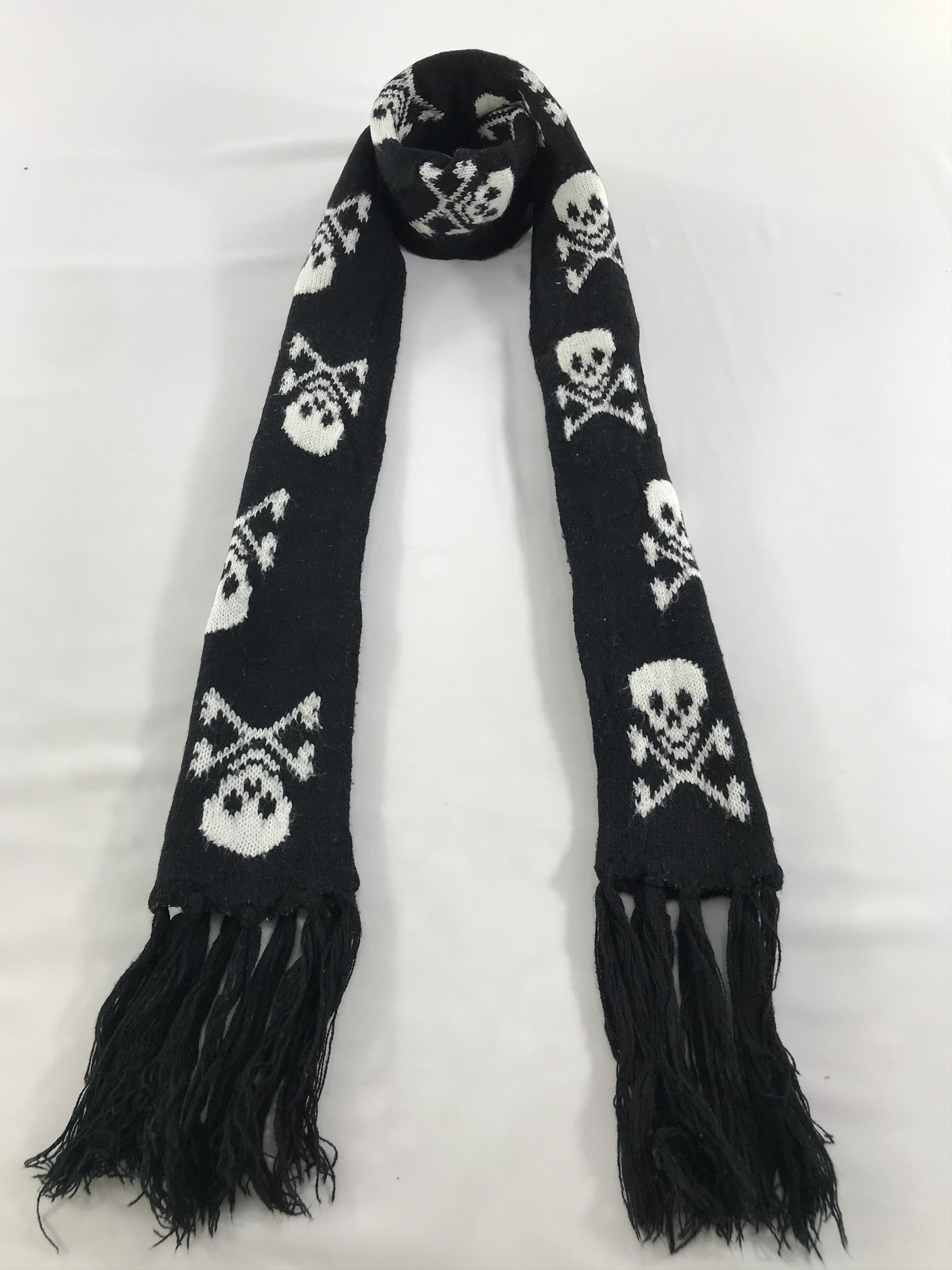 Seditionaries Skulls Scarf Muffler Wool Neckgear Neck Warmer V30 Size ONE SIZE - 1 Thumbnail
