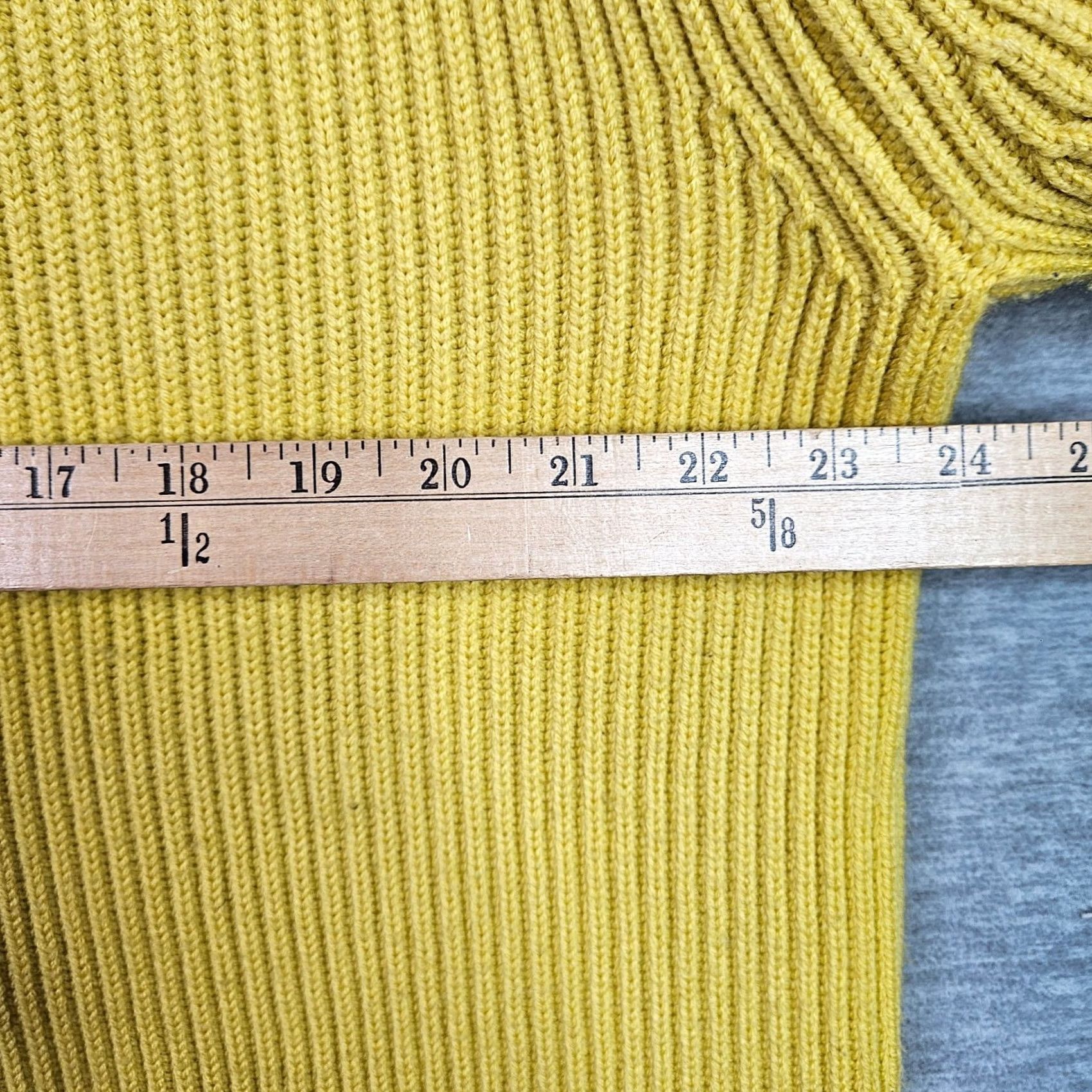 Vintage TUCKERNUCK Women's 100% Wool Ribbed Turtle Neck Yellow Long Sleeve Sweater S Cardigan Modern Knit Entire Size S / US 4 / IT 40 - 3 Thumbnail