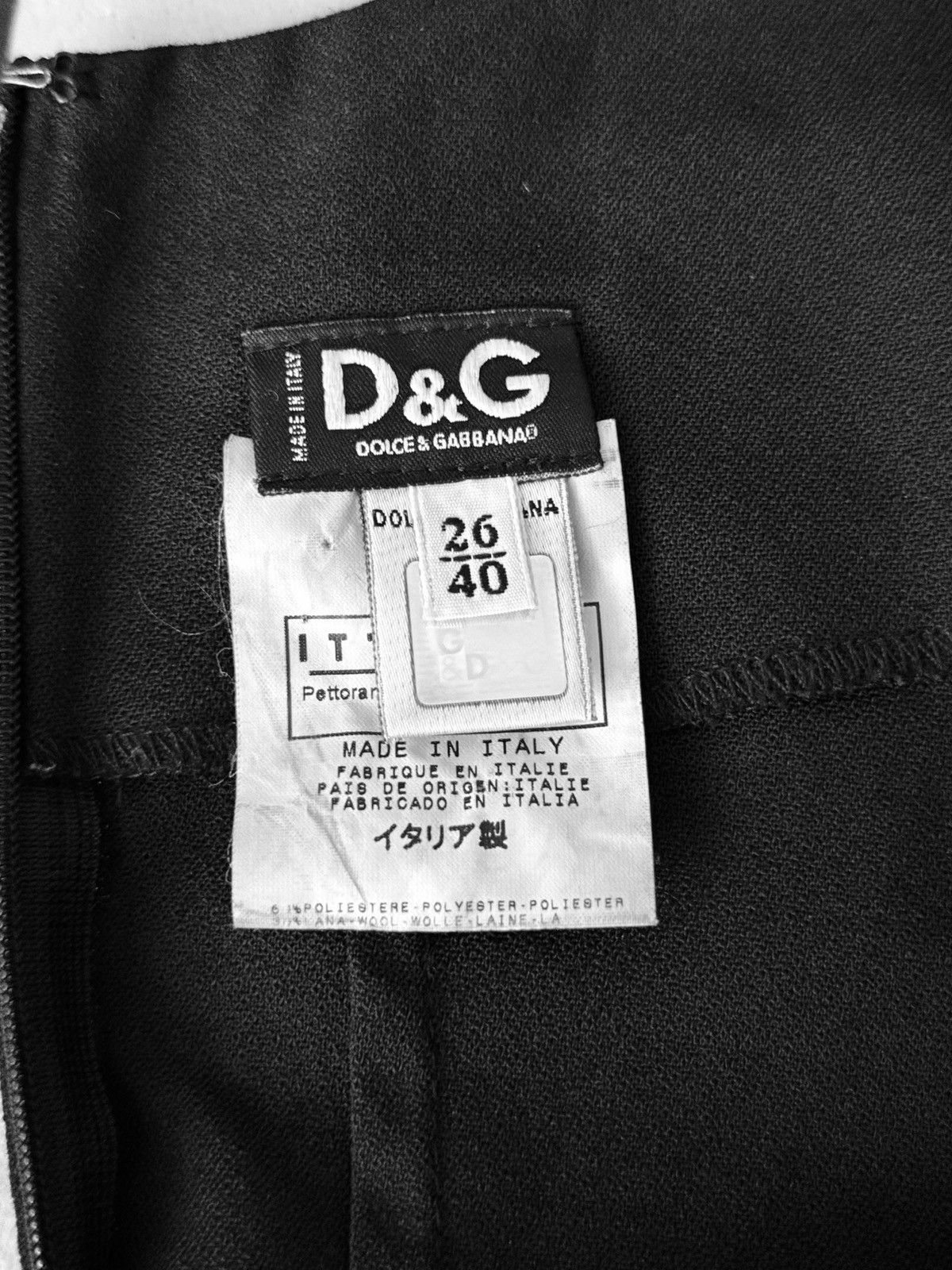 Dolce & Gabbana Runway Dolce & Gabbana fitted black dress Size S / US 4 / IT 40 - 3 Thumbnail