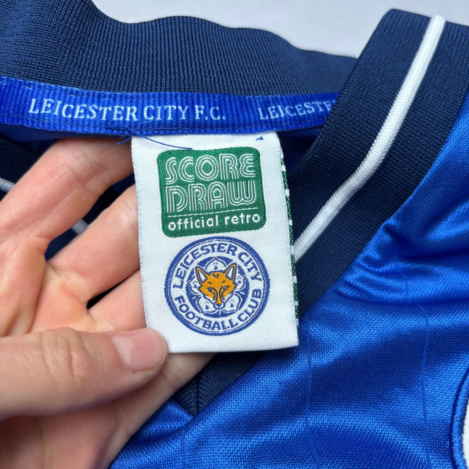 Other Leicester City F.C. Muzzy Izzet 6 2002 Jersey 2XL Score Draw Size US XXL / EU 58 / 5 - 5 Thumbnail