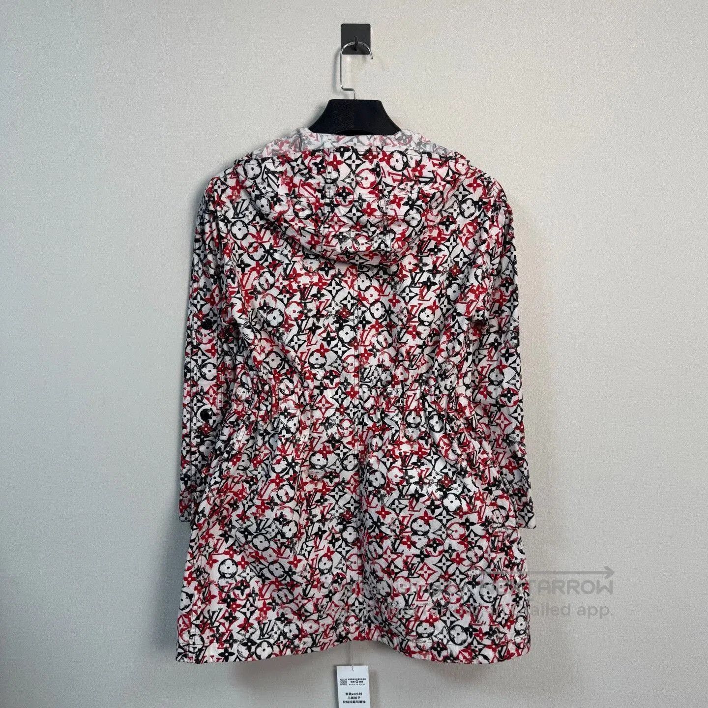 Louis Vuitton louis vuitton graffiti print jacket size 34. Size S / US 4 / IT 40 - 2 Thumbnail