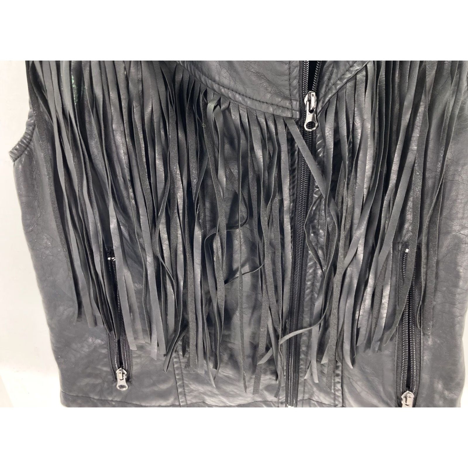 Vintage VINTAGE Wet-seal Vest Women L Black Full Zip Fringe Sleeveless Motorcycle Jacket Style Women's Leather Faux Leather Vest Black Fringe Full Zip L Women Size L / US 10 / IT 46 - 3 Thumbnail