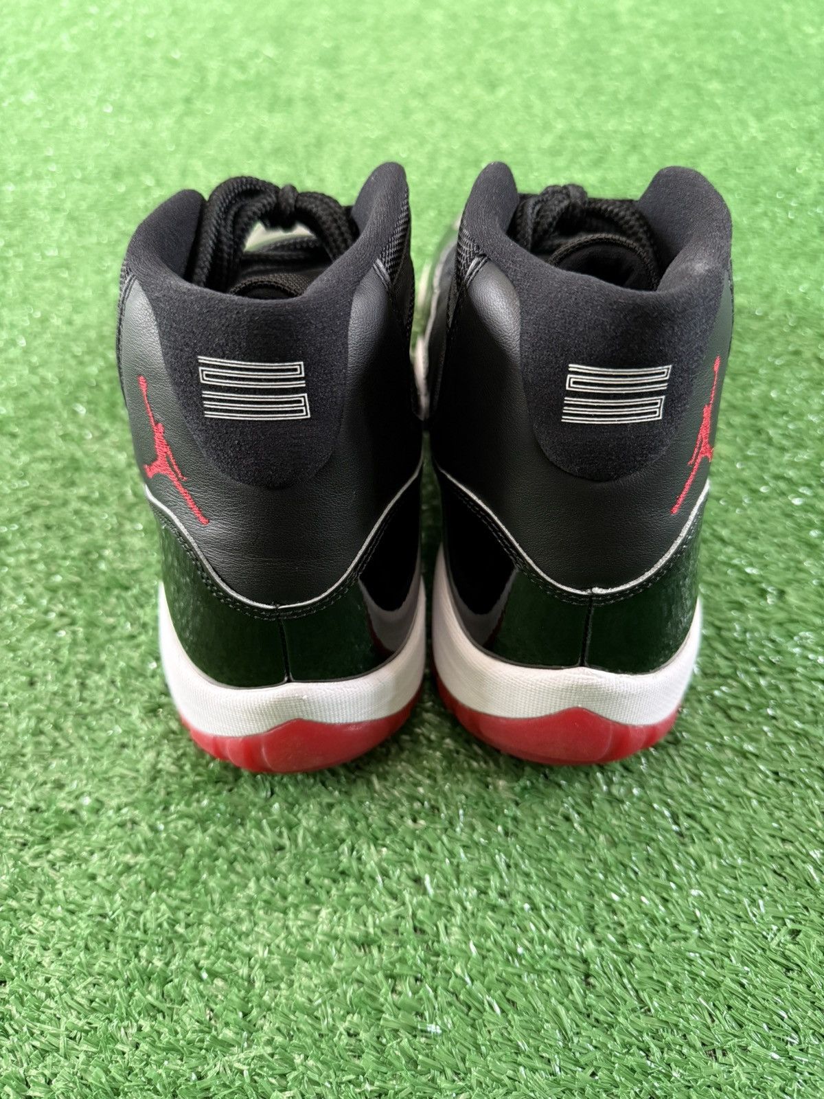 Jordan Brand Nike Air Jordan 11 Retro Bred Size US 11.5 / EU 44-45 - 5 Thumbnail