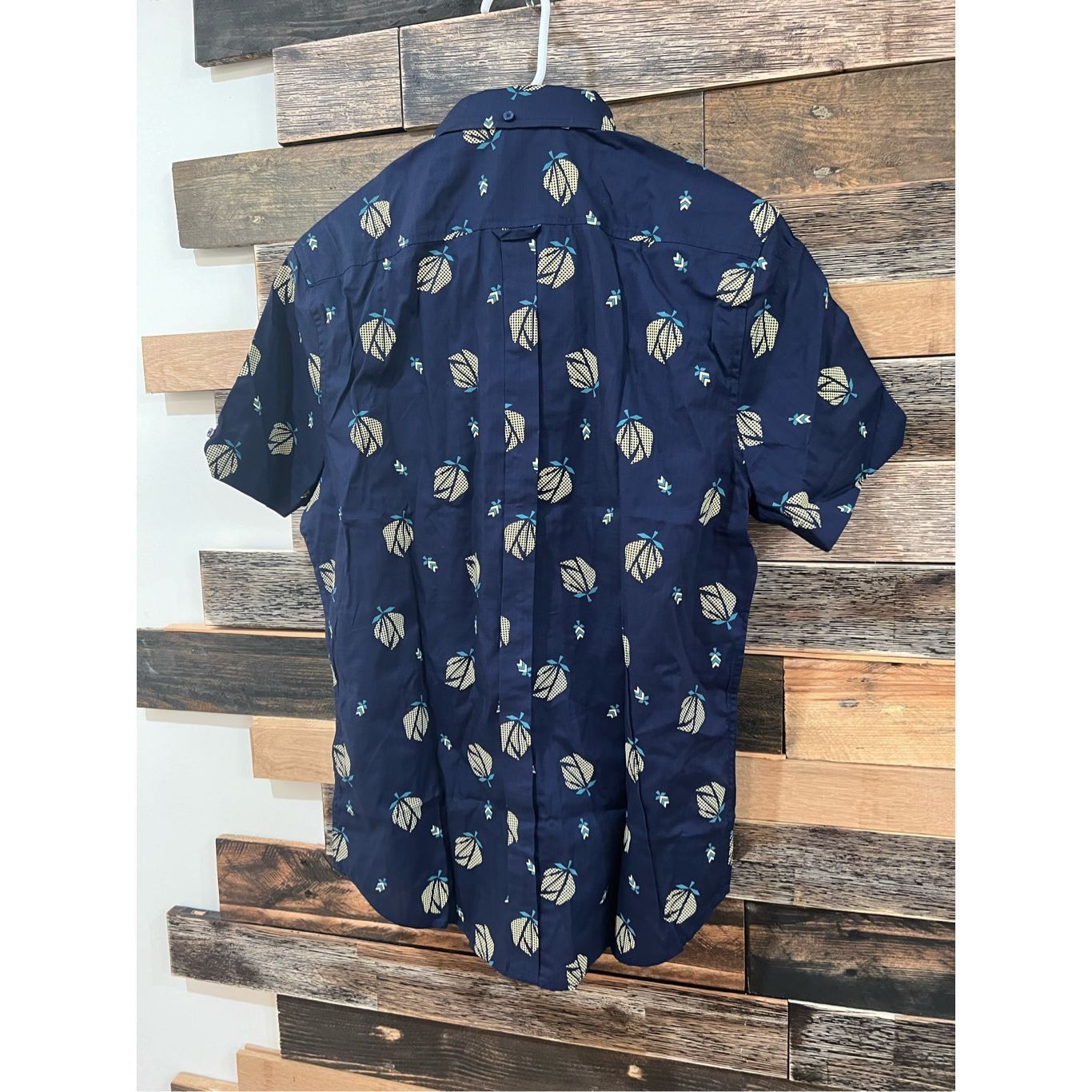 Ben Sherman Ben Sherman NWT Digi Floral Print Short Sleeve Woven sz S Size US S / EU 44-46 / 1 - 4 Thumbnail