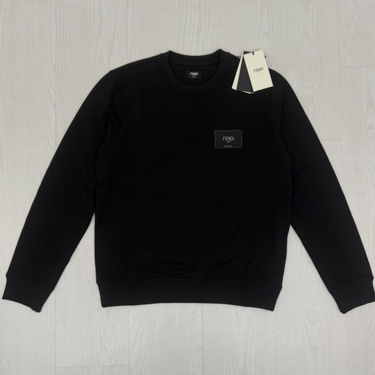 Fendi Fendi FY1132 Logo Patch Sweatshirt Crewneck Size US M / EU 48-50 / 2 - 2 Thumbnail