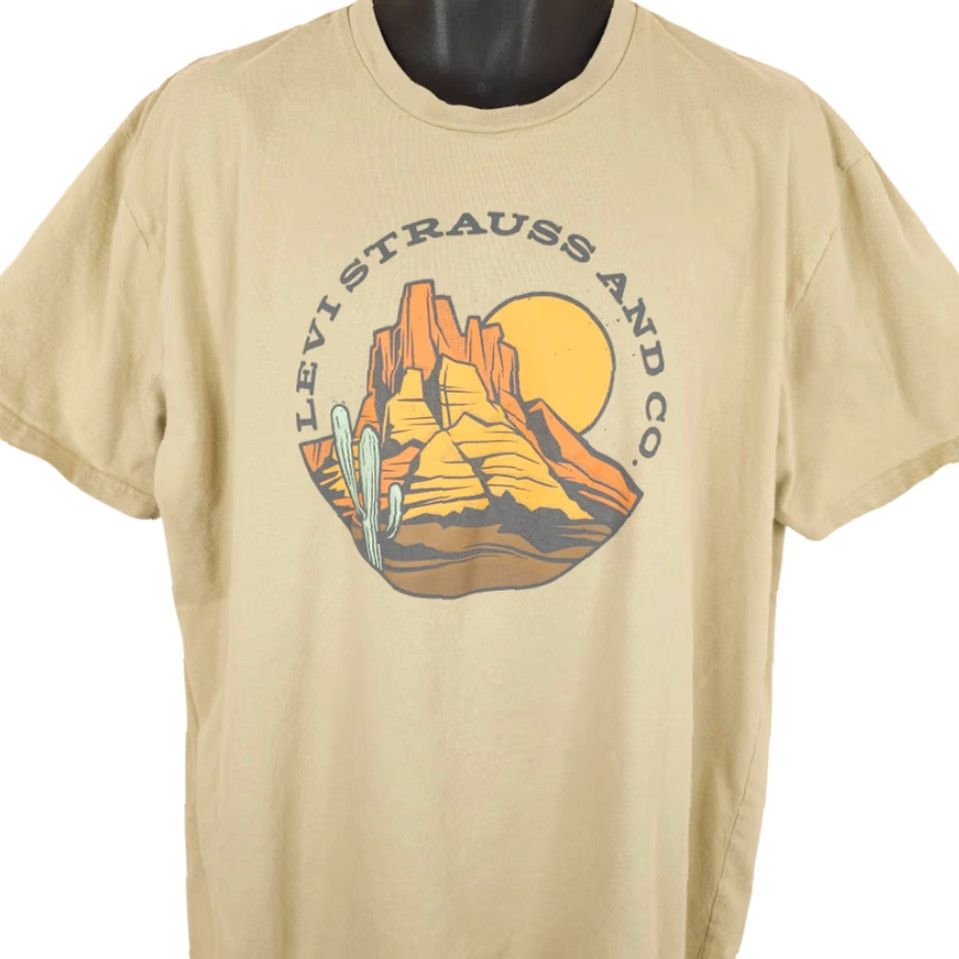 Levi's Levi's T Shirt Mens 2XL Beige Desert Cactus Streetwear Crew Neck Short Sleeve Vintage: No (adjust not allowed) Size US XXL / EU 58 / 5 - 2 Thumbnail