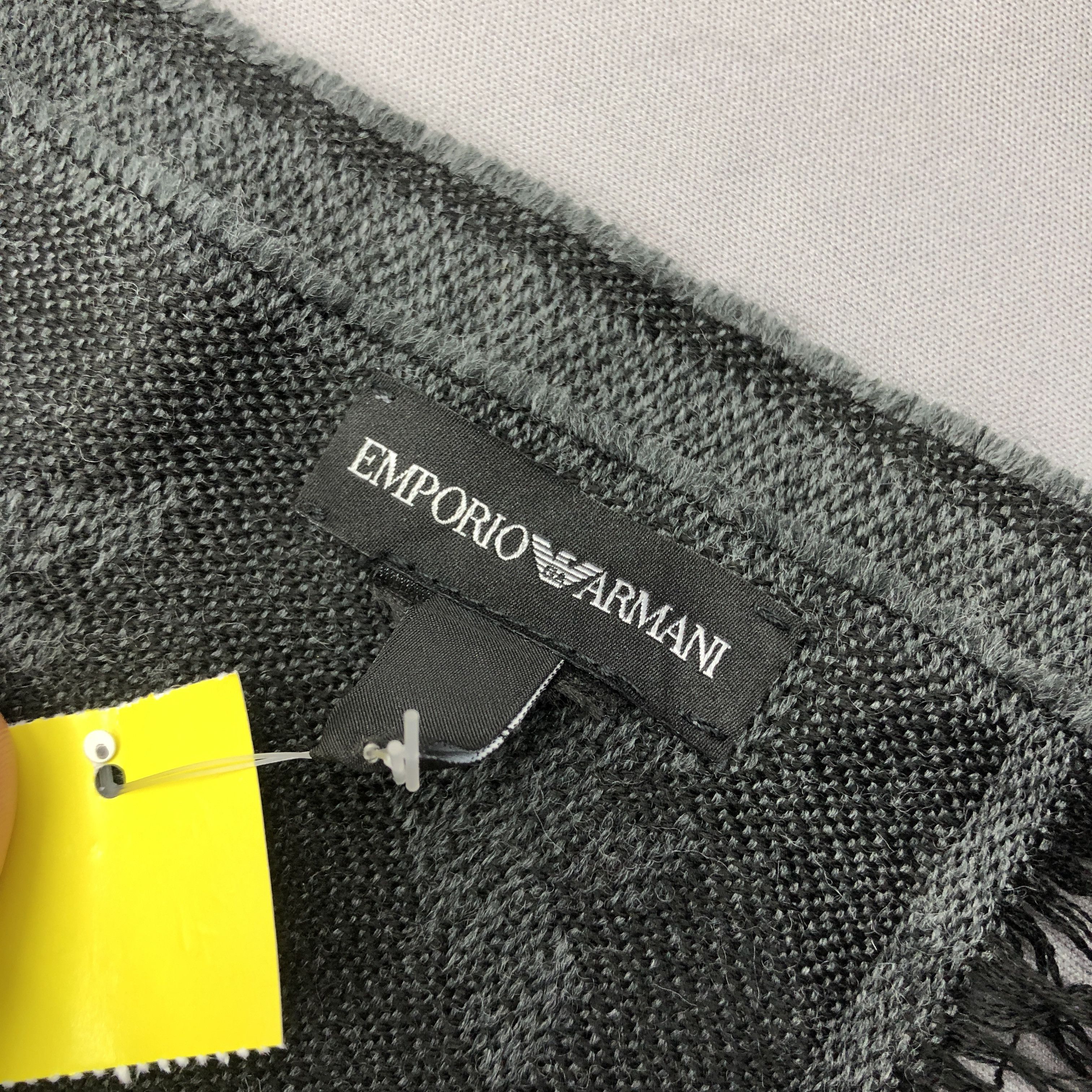 Emporio Armani Vintage Emporio Armani Scarf Muffler Wool Winter Scarves Size ONE SIZE - 5 Thumbnail