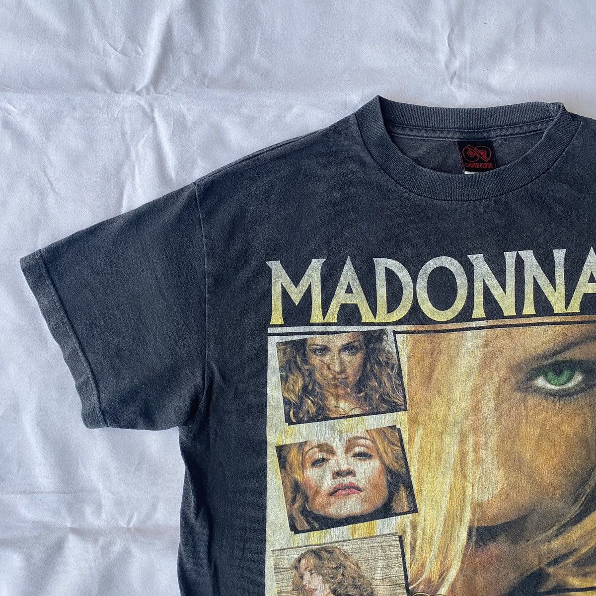 Band Tees × Vintage Vintage 2004 MADONNA ReInvention Tour Tees Size US M / EU 48-50 / 2 - 2 Thumbnail