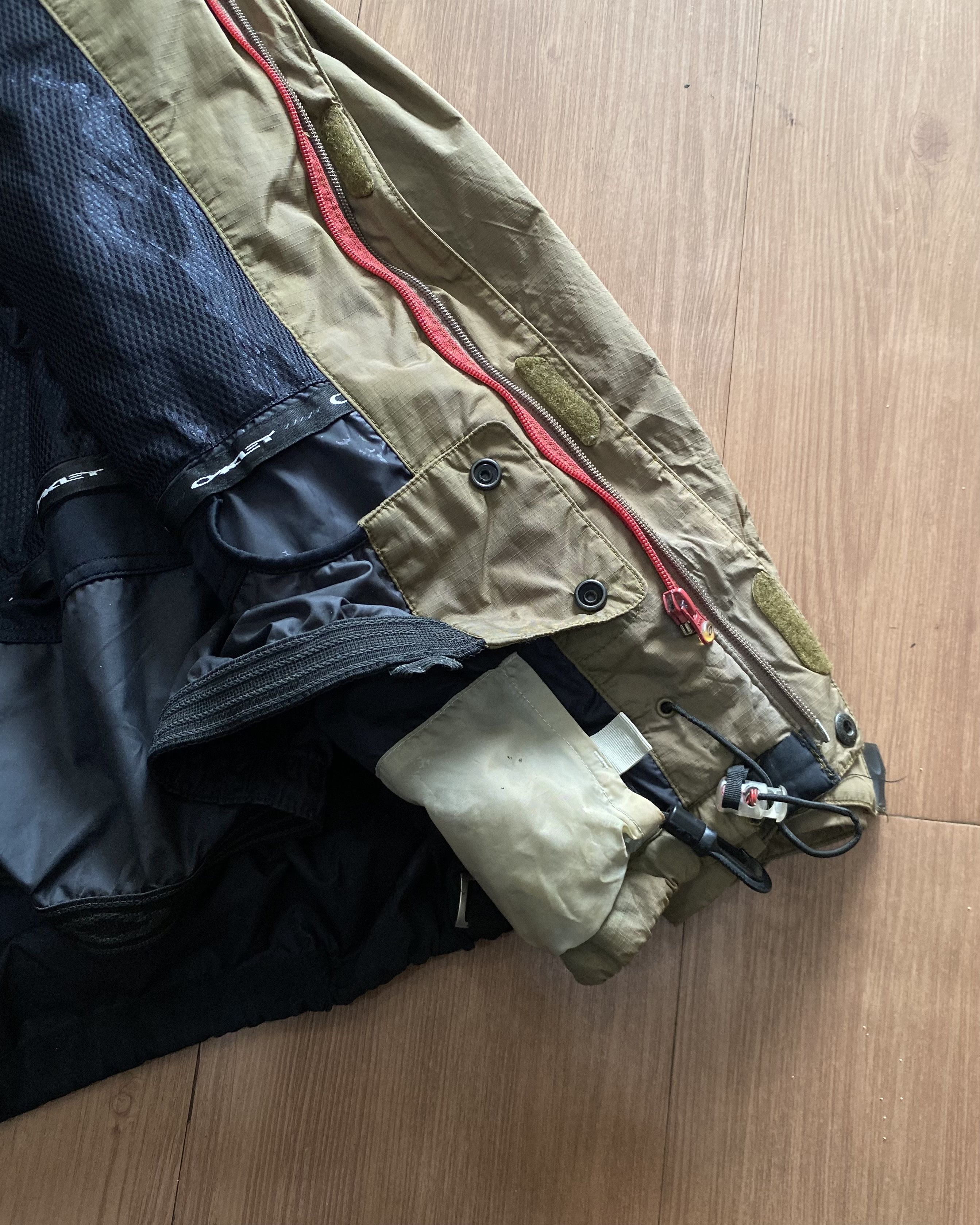 Oakley Vintage 2000s Oakley Nitro Fuel Technical Gorpcore Jacket Size US L / EU 52-54 / 3 - 11 Thumbnail