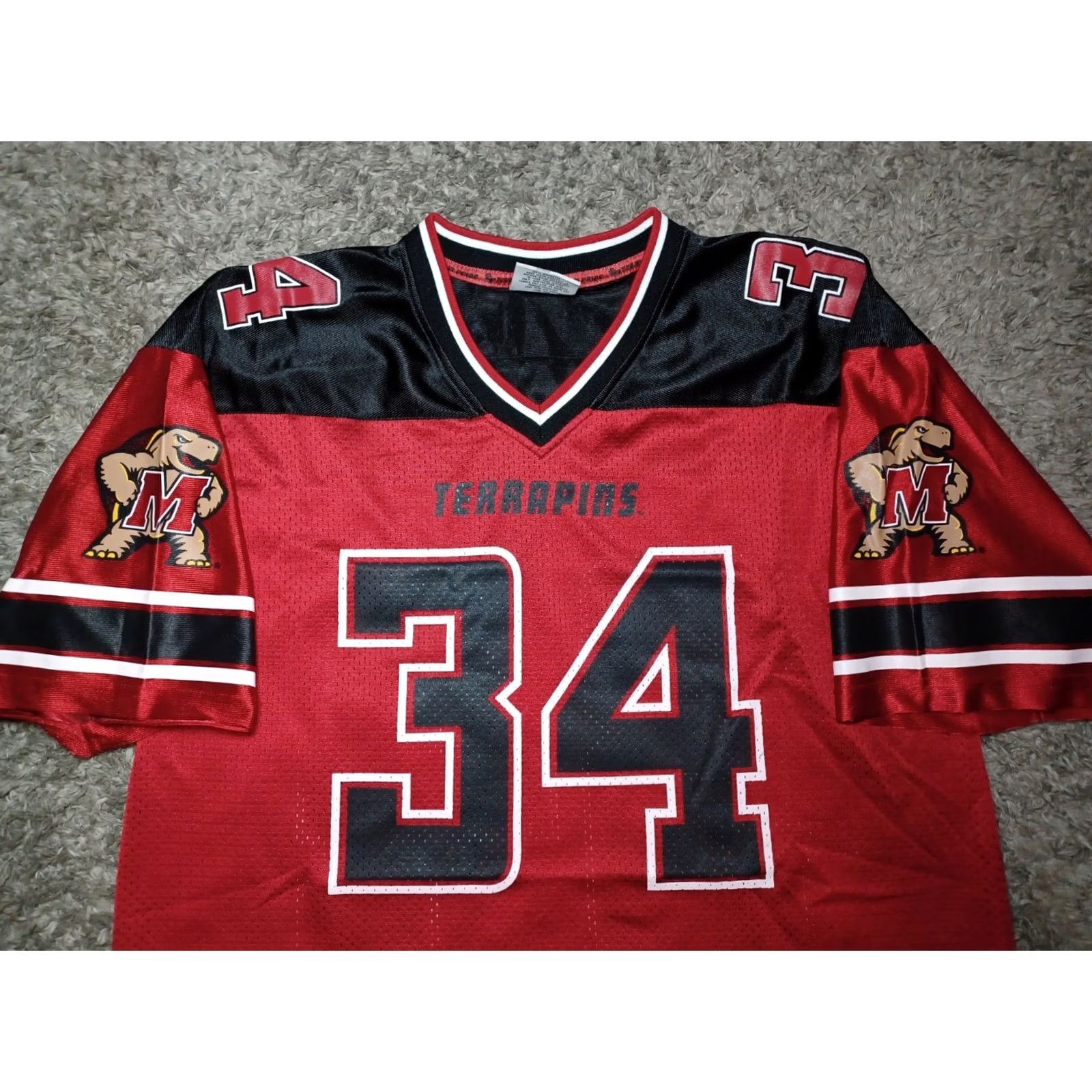 Vintage VINTAGE Team Pride Maryland Terrapins 34 Red Football Jersey Large Adult Mens L Football Jersey Red Maryland Terrapins 34 Size US L / EU 52-54 / 3 - 3 Thumbnail