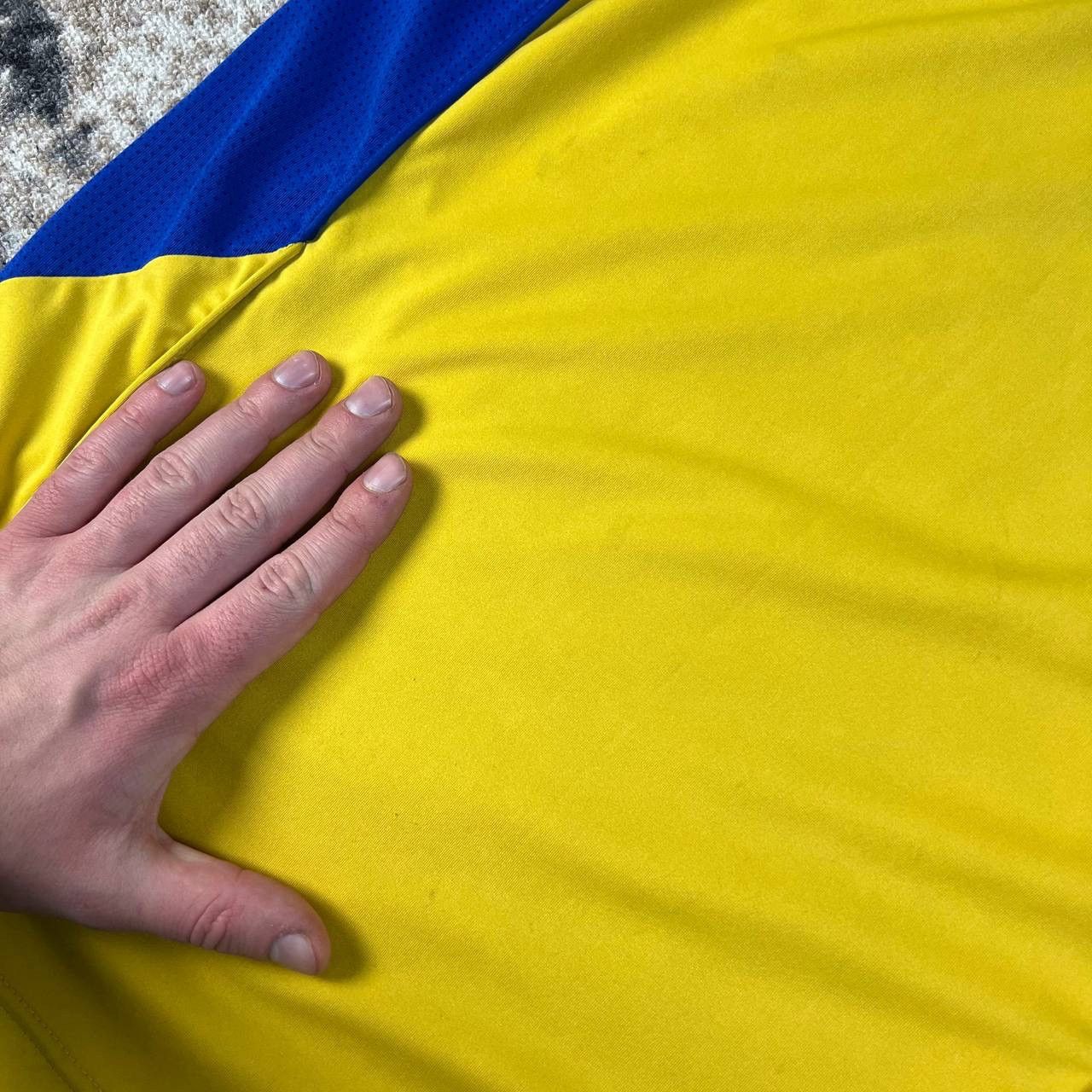 Adidas Adidas x Ukraine Vintage Y2K Home Soccer Jersey Size US M / EU 48-50 / 2 - 6 Thumbnail