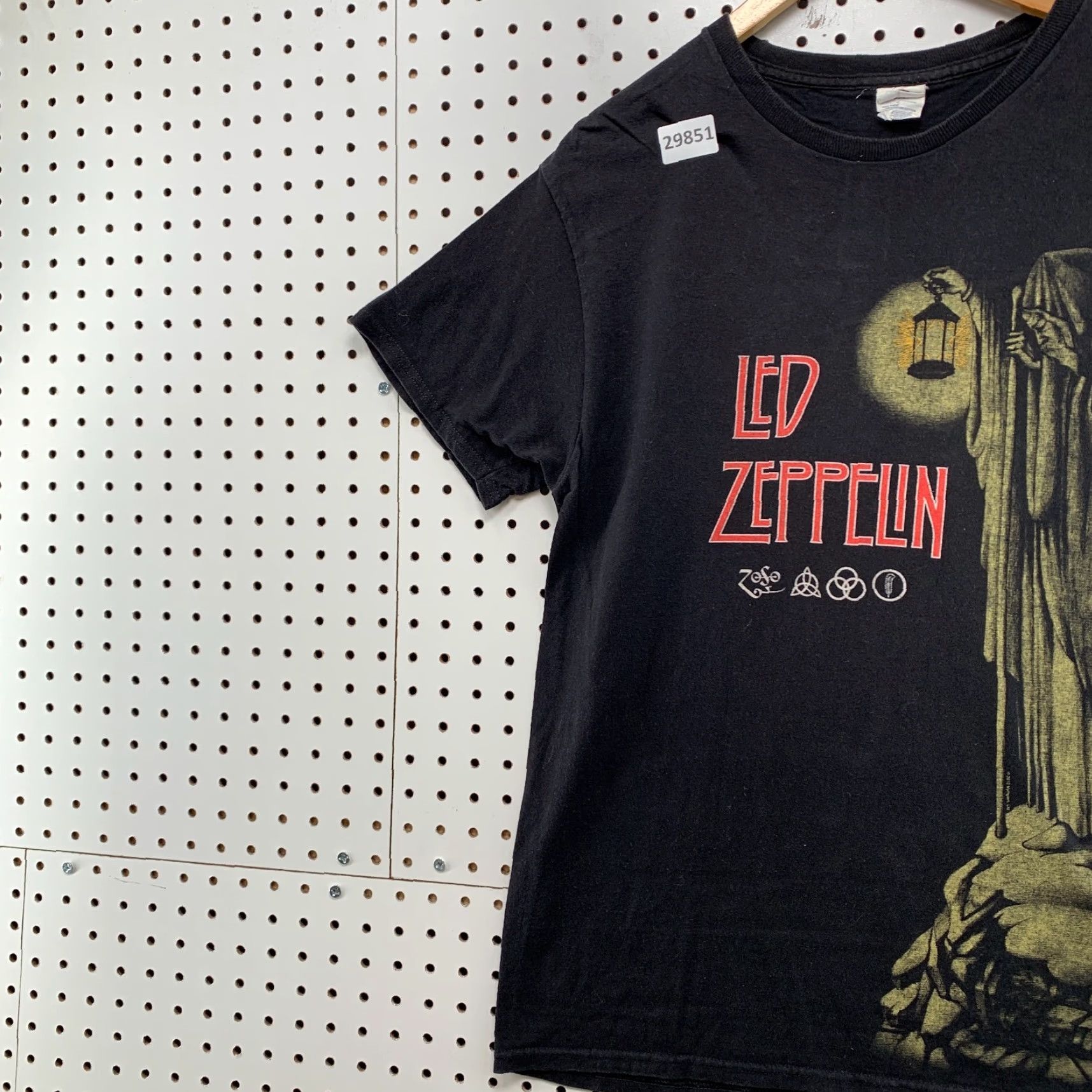 Delta VINTAGE Delta T-Shirt Men's Medium Black 1960s Music Shirt Short Sleeve Crew Neck Vintage Rock Shirt Mens M Black Tee Size US M / EU 48-50 / 2 - 3 Thumbnail
