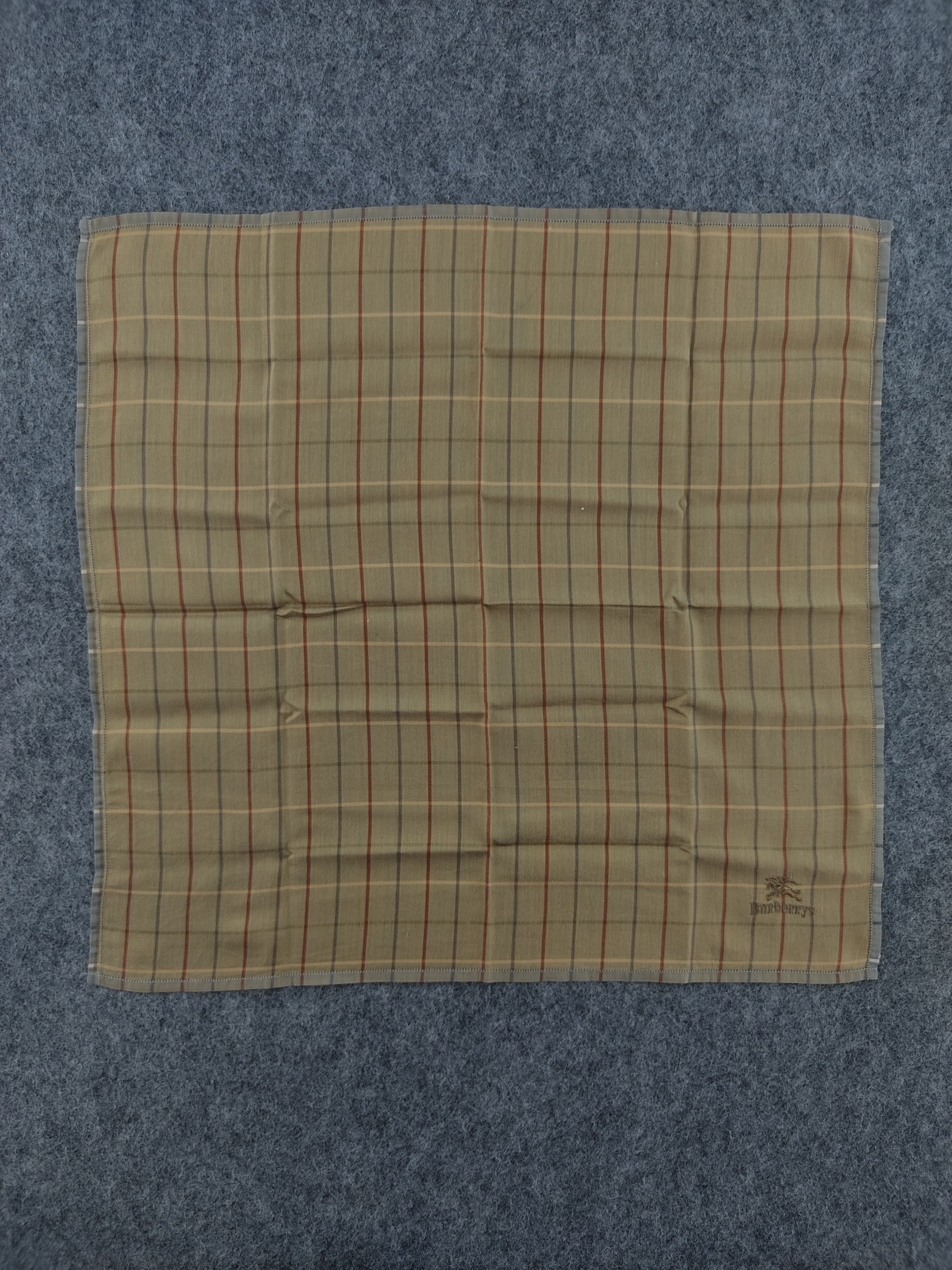 Burberry Vintage Burberry Handkerchief Neckerchief Bandana H058E Size ONE SIZE - 2 Thumbnail