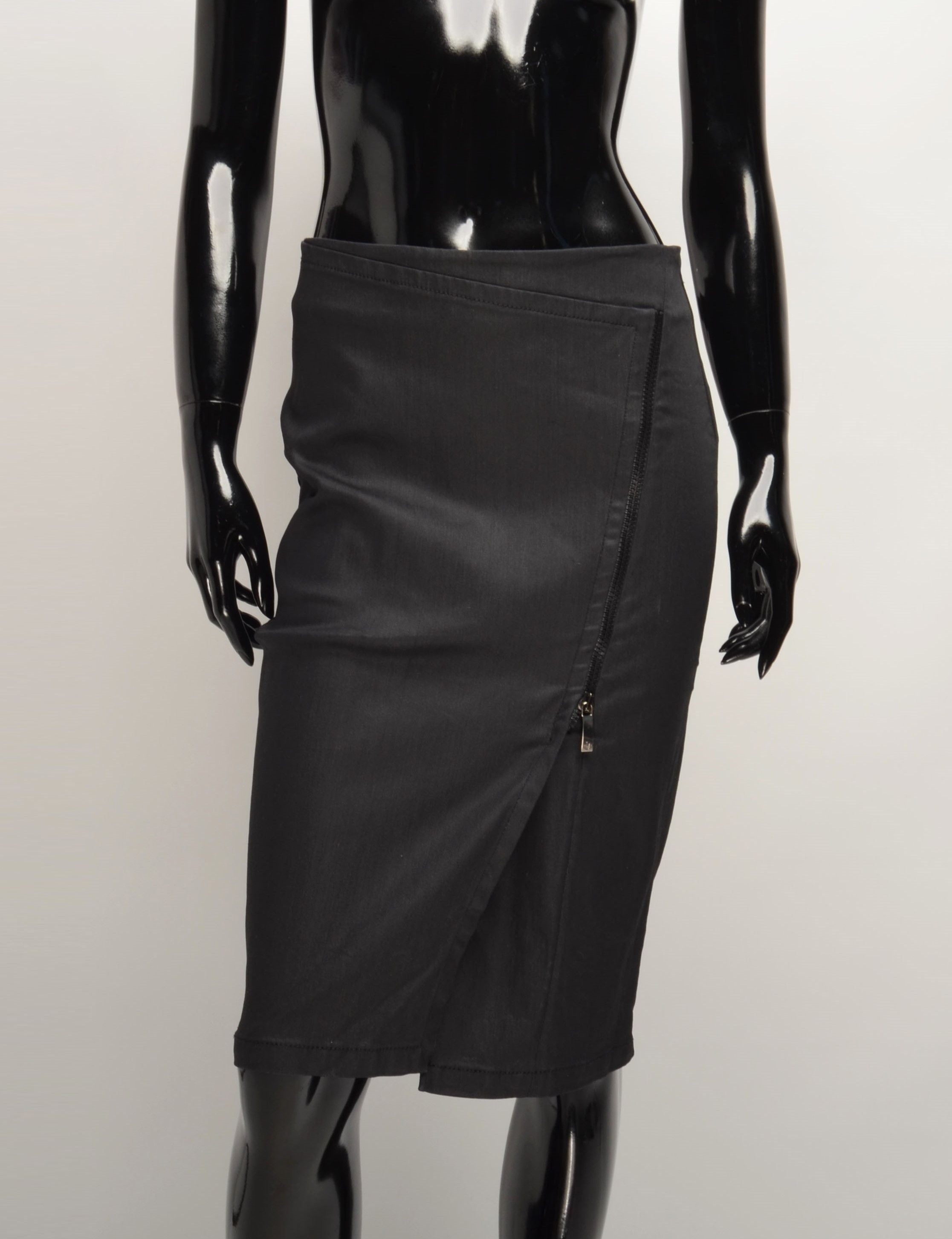 Armani Vintage Armani Jeans Y2K Grunge Glam Pencil Skirt Size 30" / US 8 / IT 44 - 1 Thumbnail