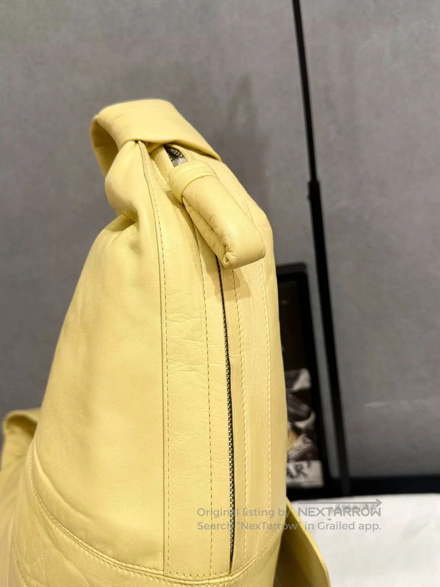 Lemaire Lemaire Oversized Ginger Croissant Bag. Size ONE SIZE - 6 Thumbnail