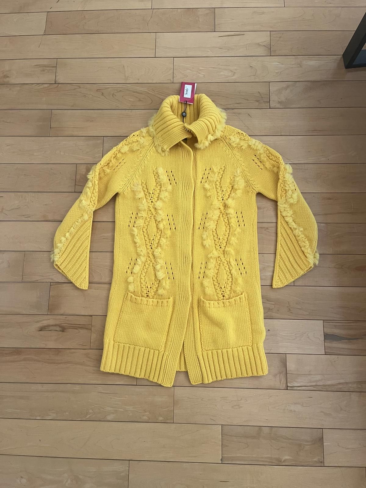 Blumarine NWT - Blumarine Wool and Rabbit Fur Cardigan Size M / US 6-8 / IT 42-44 - 1 Thumbnail