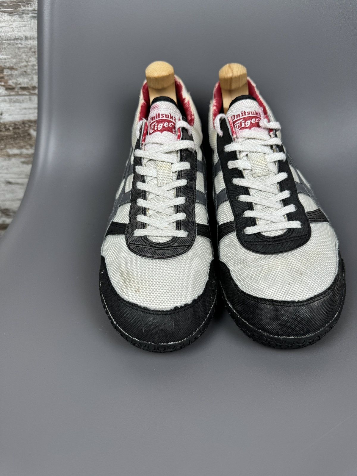 Asics × Vintage Mens Vintage ASICS onitsuka tiger low top sneakers rare y2k Size US 9 / EU 42 - 8 Thumbnail