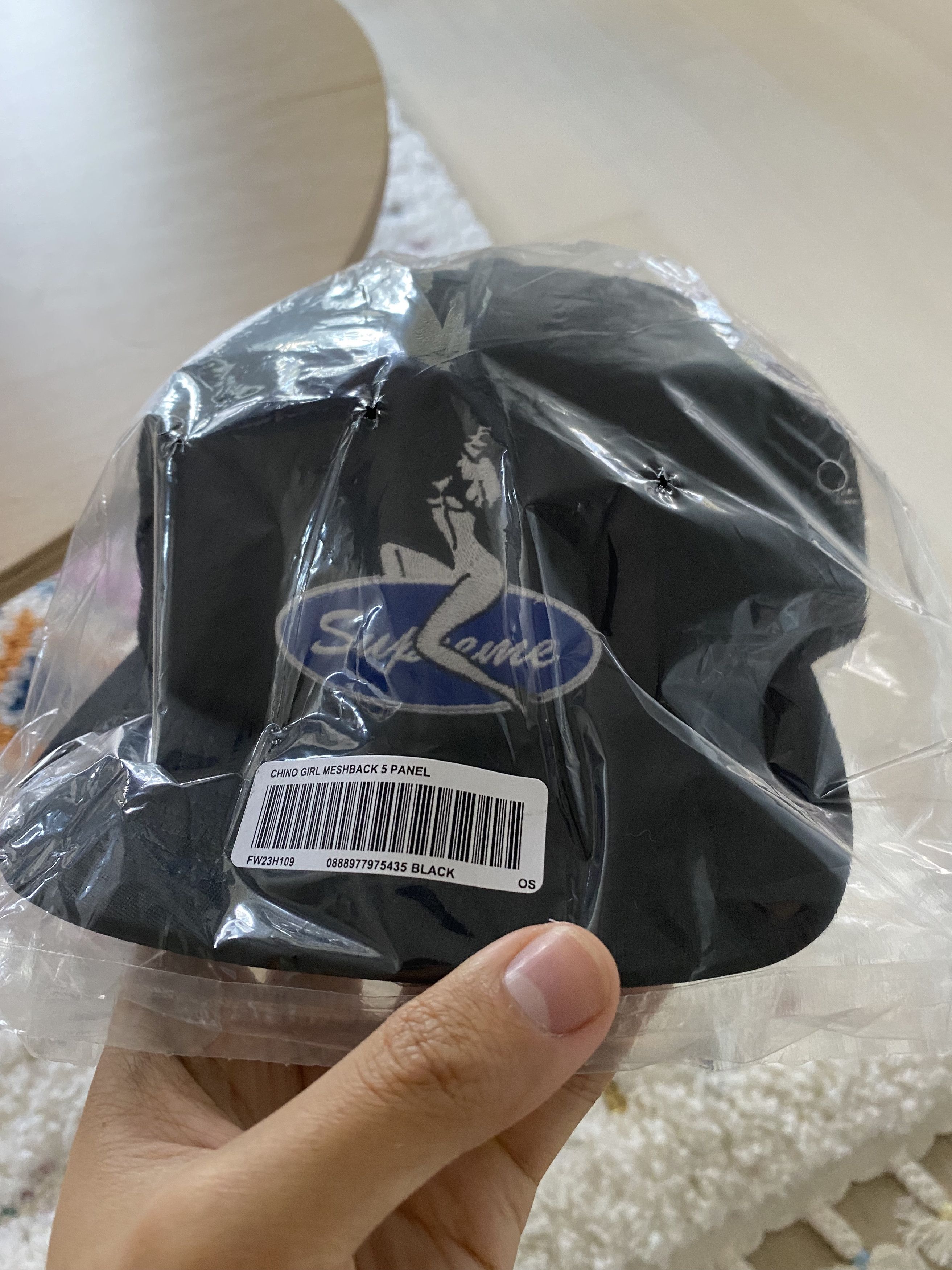 Supreme Pin Up | Grailed