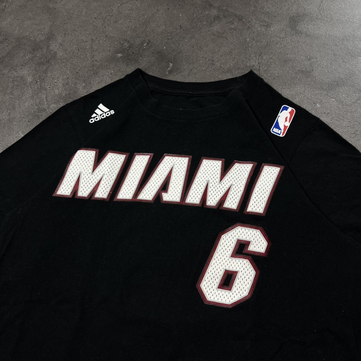 Adidas Vintage 2010s Adidas Miami Heat Lebron James Jersey NBA Tee Size US S / EU 44-46 / 1 - 7 Thumbnail