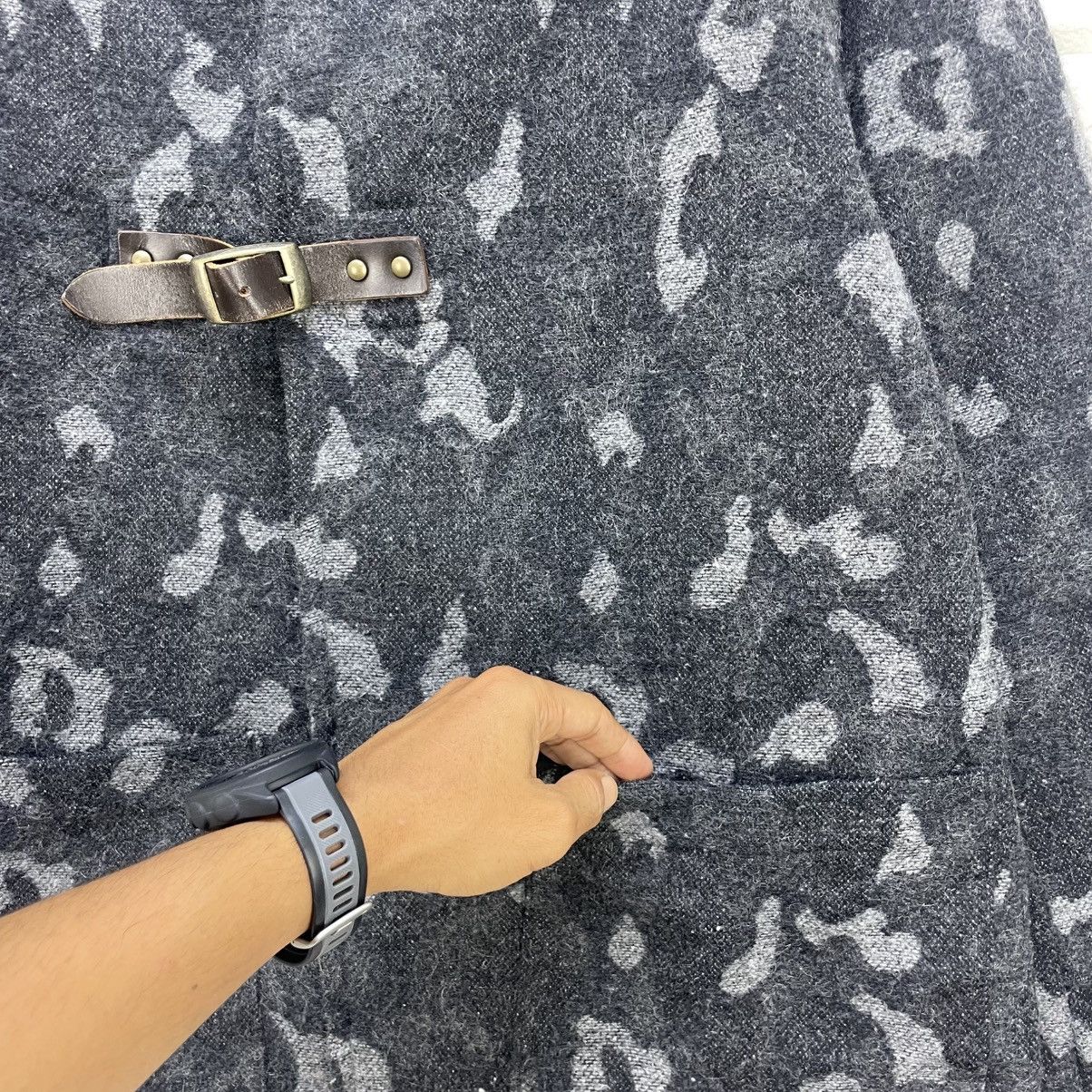 Japanese Brand 💥Japanese Brand Urban Research Camouflage Straps Hooded Size US M / EU 48-50 / 2 - 4 Thumbnail