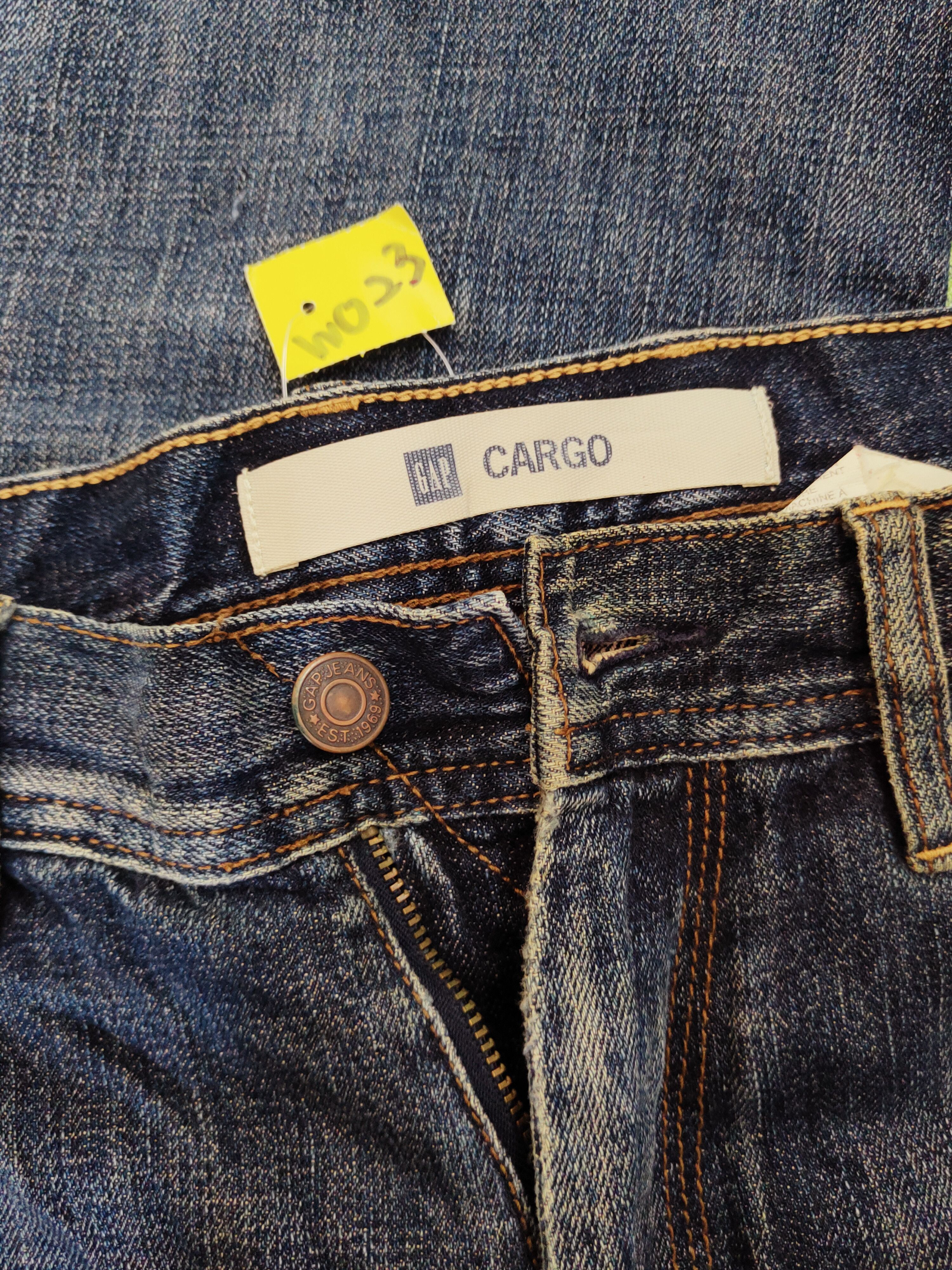 Gap DL Gap Dark Blue Faded Distressed Ripped Cargo Jeans #W023 Size US 31 - 18 Thumbnail