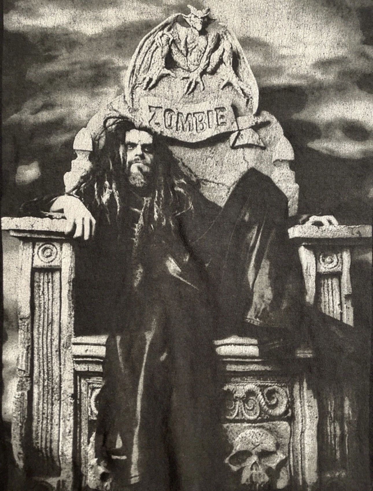 Other ROB ZOMBIE T-SHIRT Graveyard Tomb Stone Chair Black Graphic Size US XL / EU 56 / 4 - 3 Thumbnail