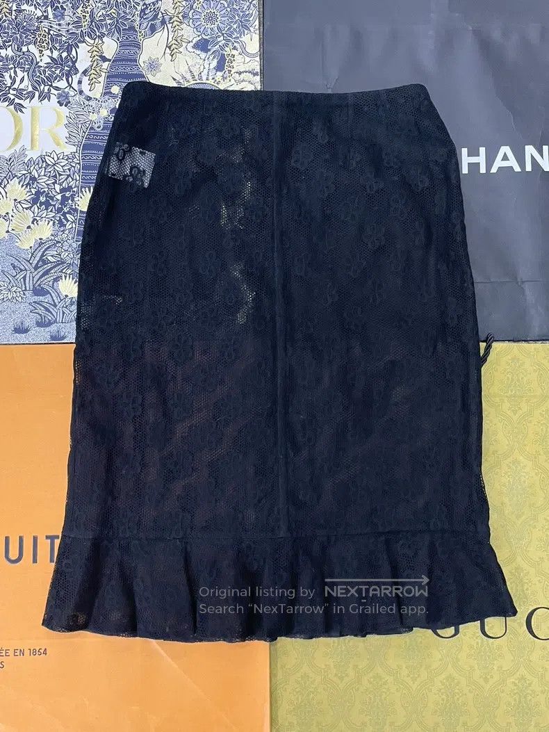 Chanel Chanel Black lace skirt Size 25" / US 0 / IT 36 - 2 Thumbnail