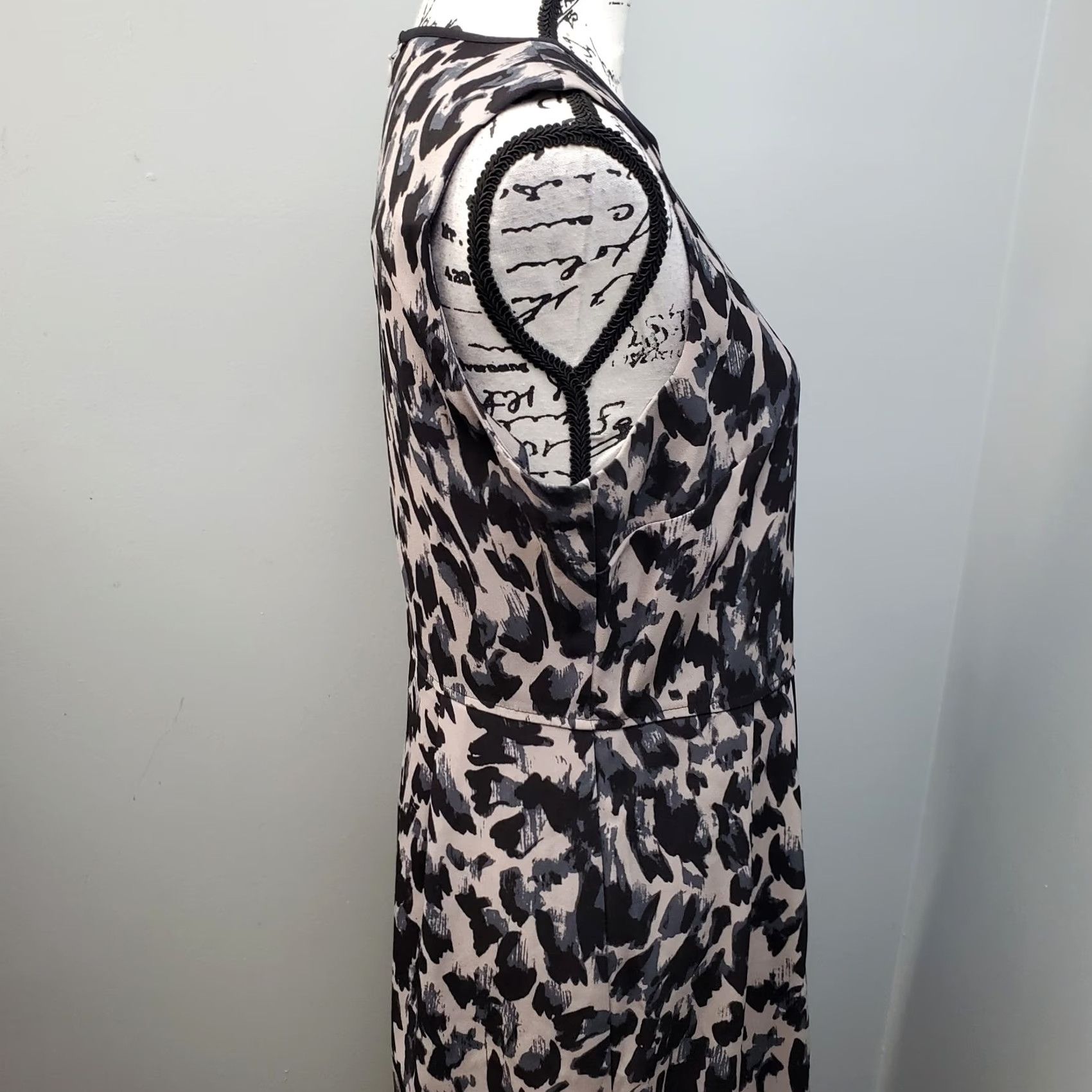 Loft LOFT Ann Taylor Women's Sheath Dress 8 Multi Animal Print Pleated Waist Back Zip Midi Sleeveless Shirt? Size M / US 6-8 / IT 42-44 - 6 Thumbnail