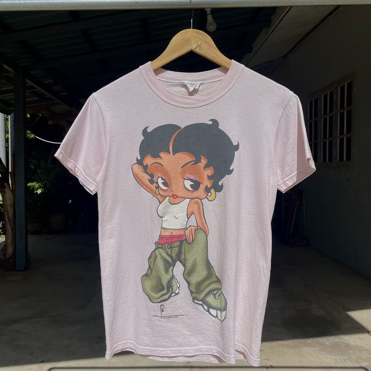 Vintage 🇺🇸VINTAGE 1996 BETTY BOOP HIP HOP MIRROR CARTOON NUDE T-SHIRT Size S / US 4 / IT 40 - 3 Thumbnail