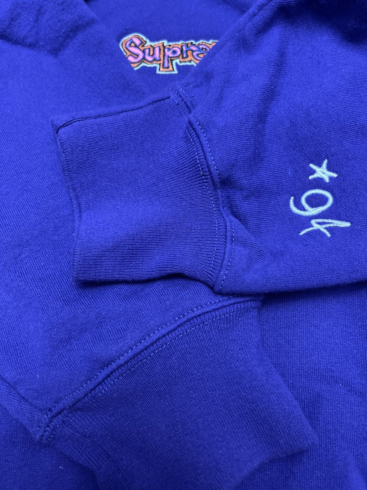 Supreme S U P R E M E | S W E A T E R Size US M / EU 48-50 / 2 - 8 Thumbnail