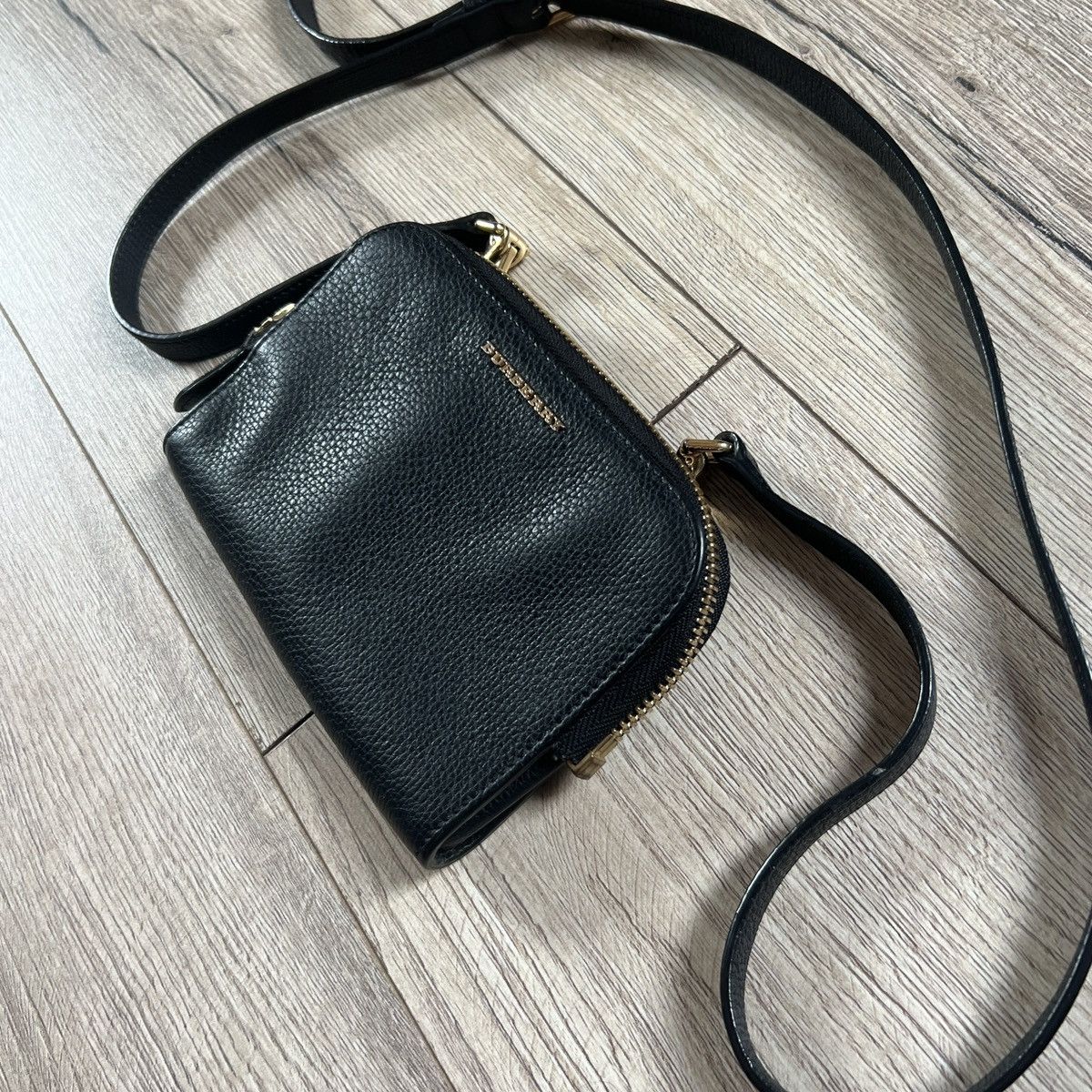 Burberry Burberry Mini Mag Crossbody Black Leather Size ONE SIZE - 4 Thumbnail