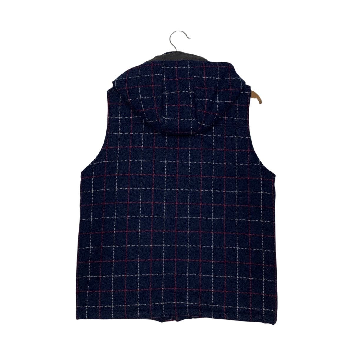 STILL BY HAND STILL BY HAND Checked Puffer Hooded Vest #2796-C126 Size US S / EU 44-46 / 1 - 16 Thumbnail