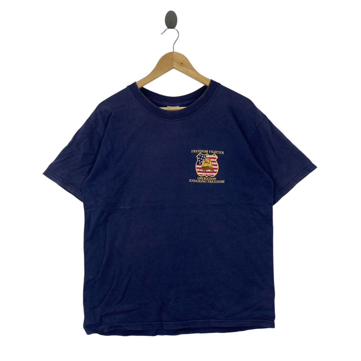 Vintage Vintage Y2K Gildan Operation Enduring Freedom Eagle Tee M Size US M / EU 48-50 / 2 - 1 Thumbnail
