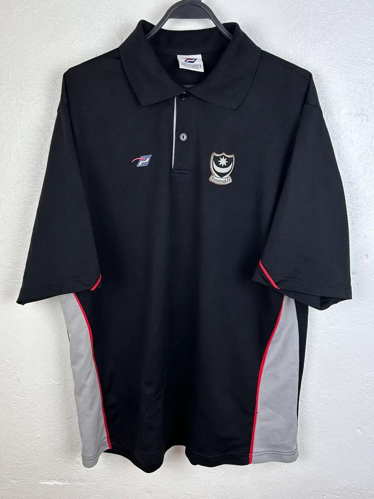 Vintage 00s Vintage Portsmouth FC 2003/04 Training Jersey Size US XL / EU 56 / 4 - 1 Thumbnail