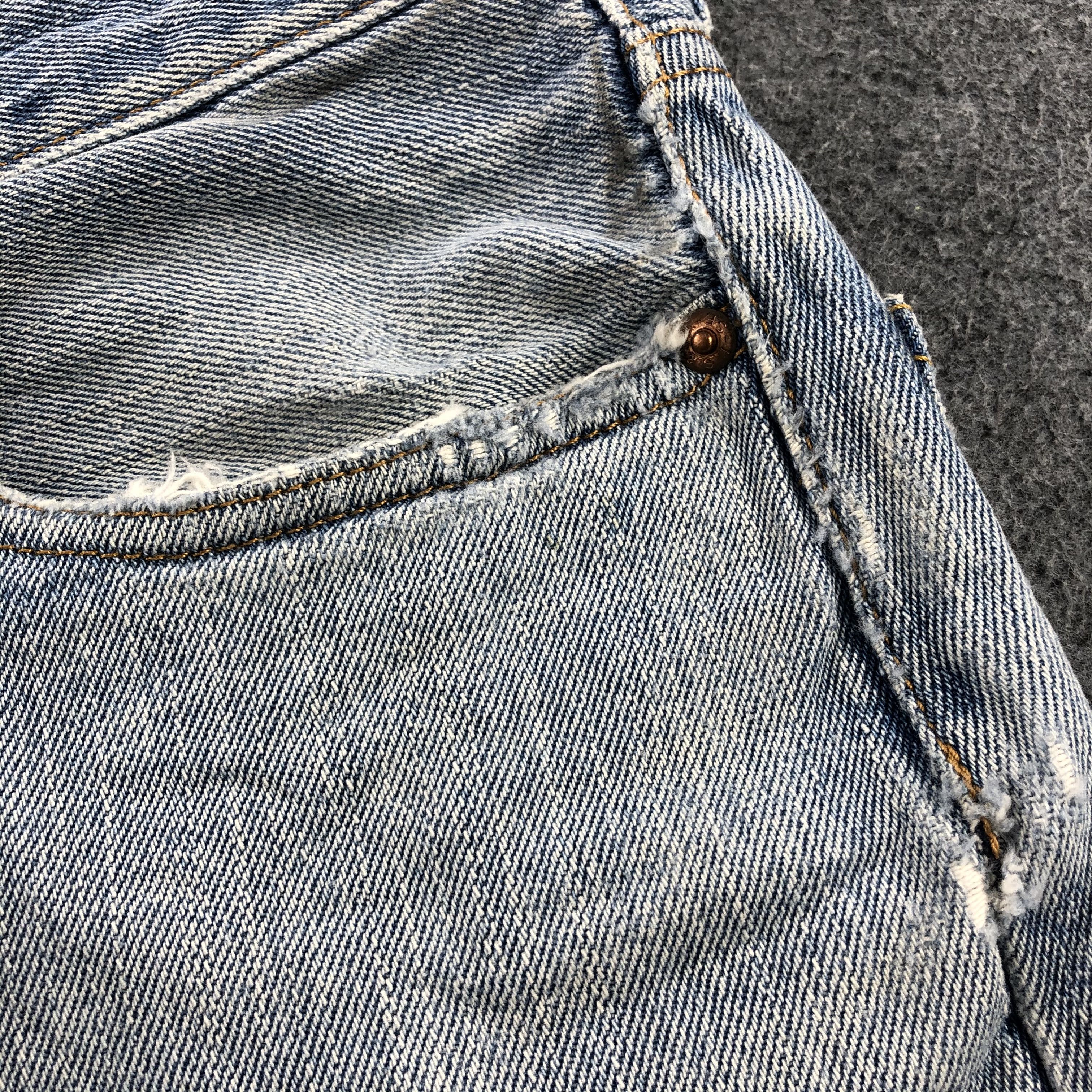 Levi's × Vintage Vintage Light Wash Levis 550 Jeans-JM1715 Size US 32 / EU 48 - 11 Thumbnail
