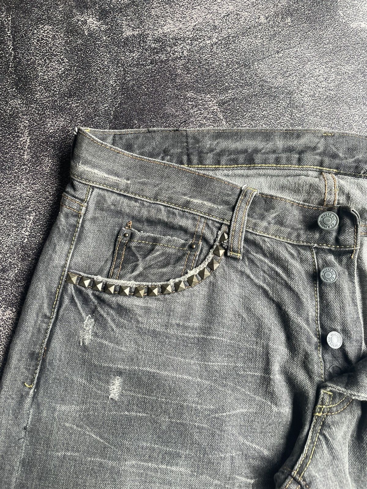 Hysteric Glamour Hysteric Glamour Studed Distresed Shorts Jeans Size US 31 - 4 Thumbnail