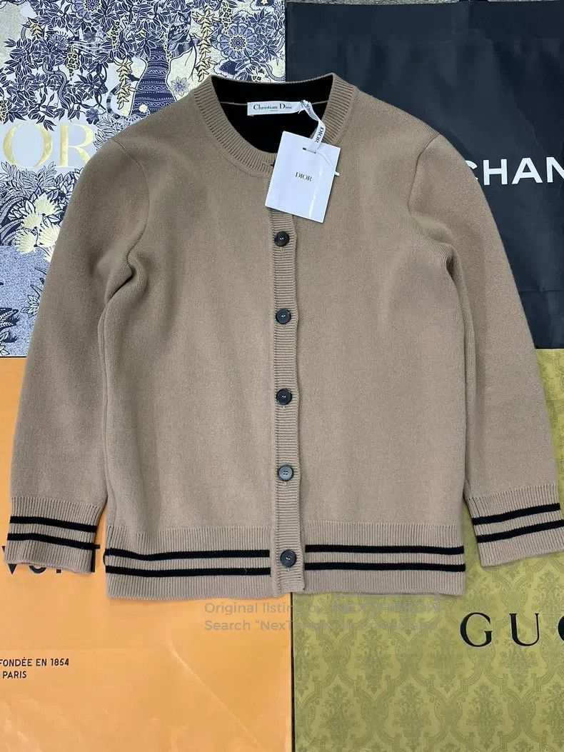Dior Dior Khaki back 8-character cashmere knitted cardigan coat Size XS / US 0-2 / IT 36-38 - 1 Thumbnail