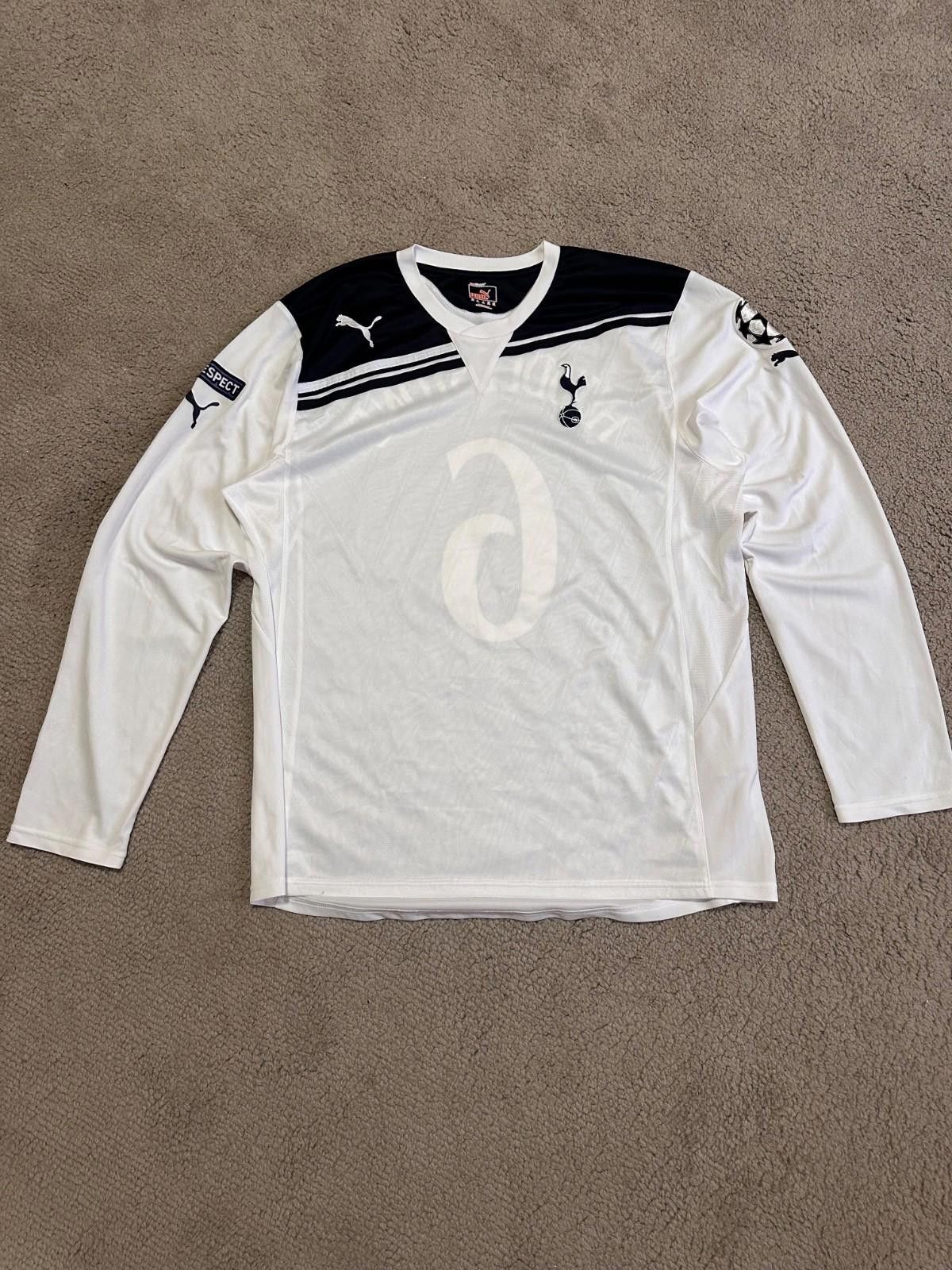 Puma #6 Huddleston TOTTENHAM HOTSPUR 2010 FOOTBALL SHIRT SOCCER Size ONE SIZE - 1 Thumbnail