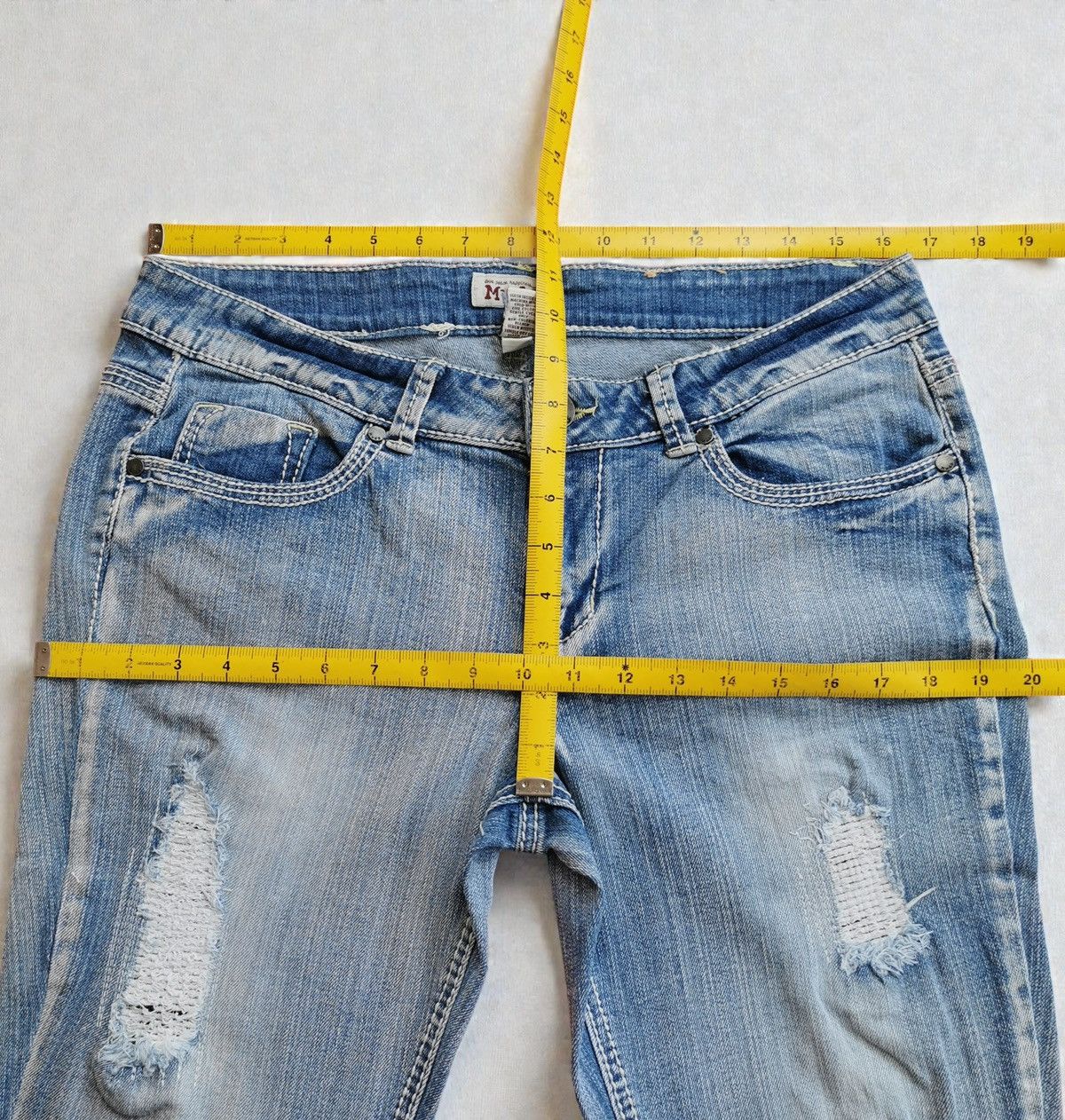 Le Grande Bleu (L.G.B.) Mudd Bootcut Flared Distressed Women Jeans LGB Size 33" - 10 Thumbnail