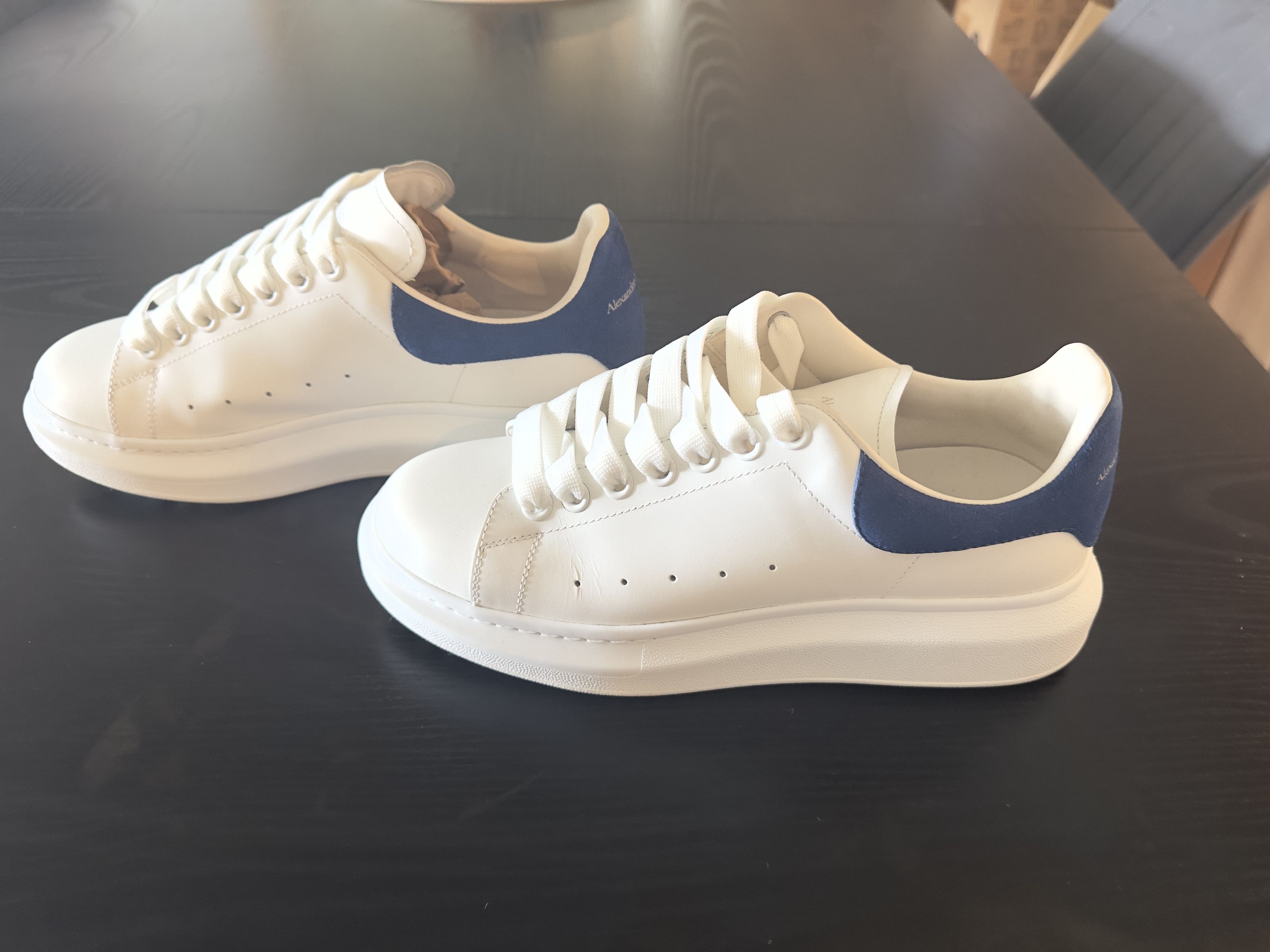 Alexander McQueen Men's Oversized Sneaker in White/Paris Blue Size US 7 / EU 40 - 3 Thumbnail