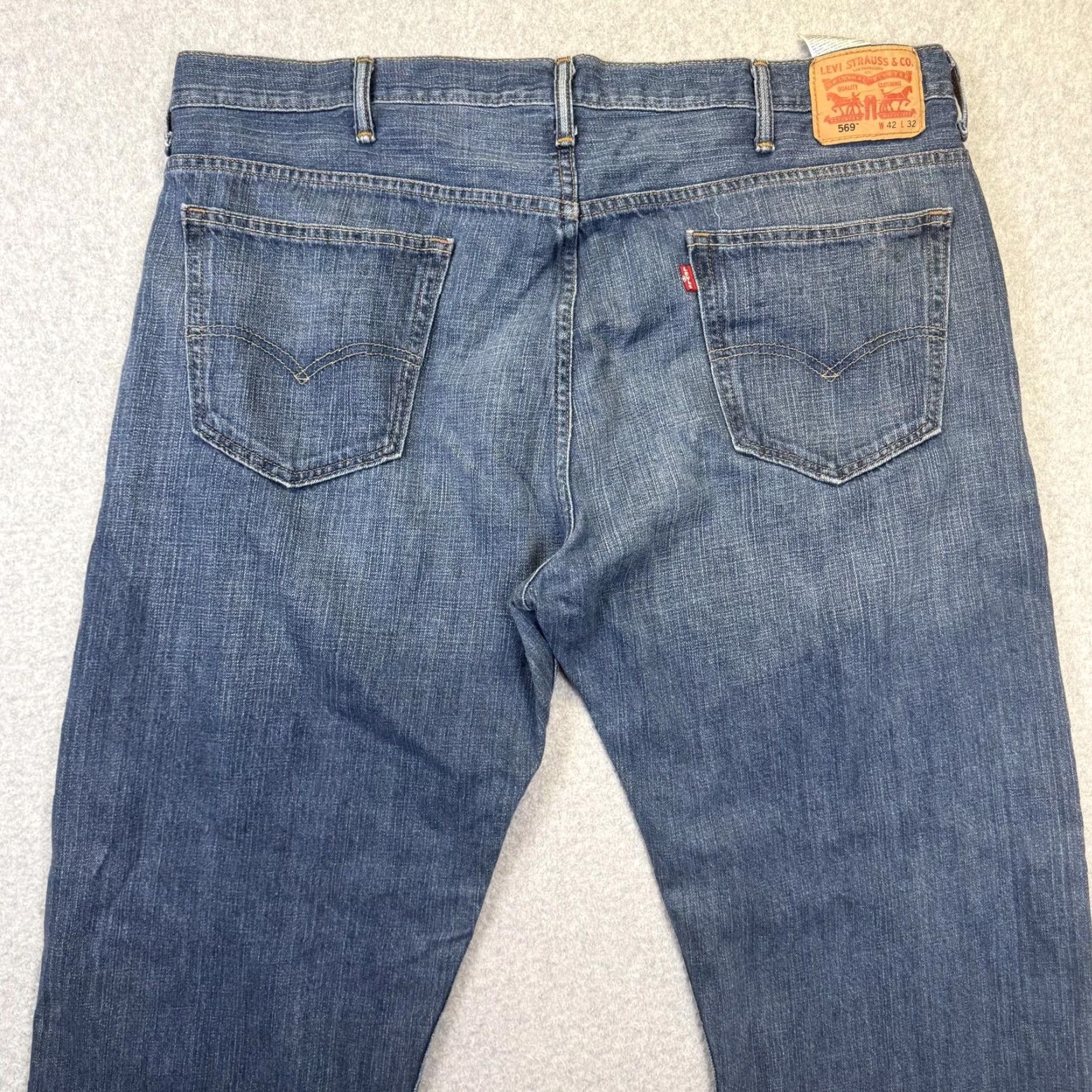 Levi's Levi's Jeans 42x32 569 Medium Wash Blue Baggy Relaxed Fit Jeans Men Size 28" / US 6 / IT 42 - 7 Thumbnail