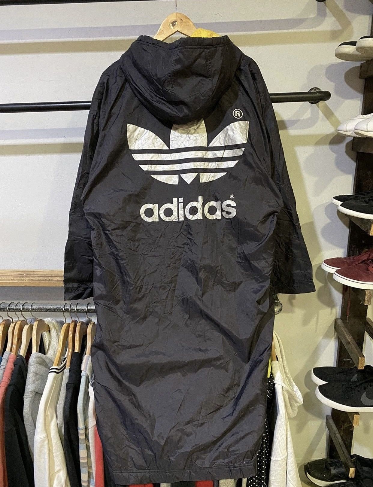 Adidas × Vintage Adidas BIG LOGO Hoodie Windbreaker Heavy Jacket/Raincoat Size US XL / EU 56 / 4 - 1 Thumbnail
