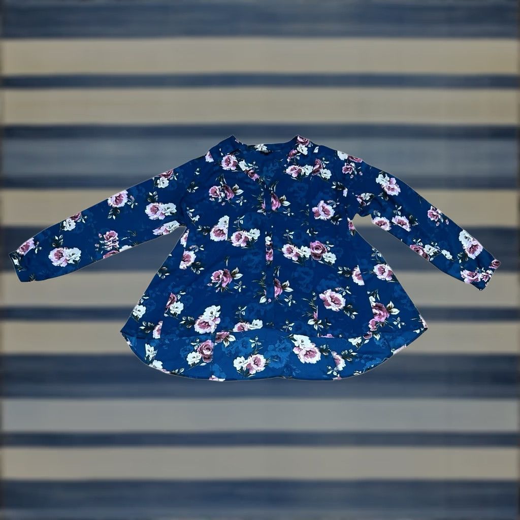 Torrid Torrid Blouse Long Sleeve Floral Fit and Flare Georgette Shirt Women's Sz 1 Blue Pattern Silk-like Polyester Sighted Vintage No Size XS / US 0-2 / IT 36-38 - 1 Thumbnail