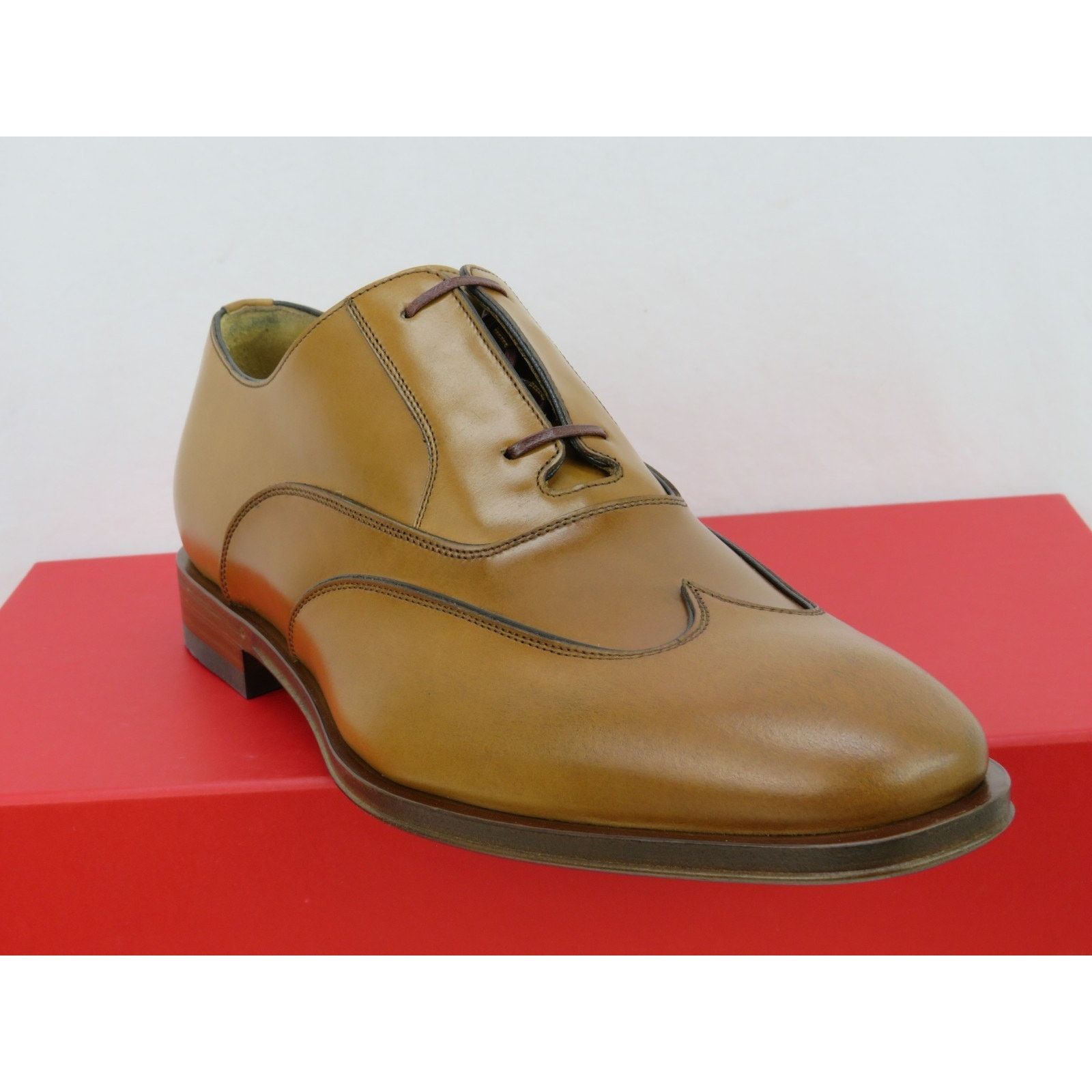 Salvatore Ferragamo NIB FERRAGAMO CORIAN BROWN TAN BROGUE LEATHER OXFORDS 12 EE Size US 12 / EU 45 - 10 Thumbnail