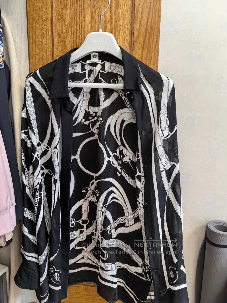 Hermes Hermes Silk sun protection shirt jacket Size XS / US 0-2 / IT 36-38 - 1 Thumbnail
