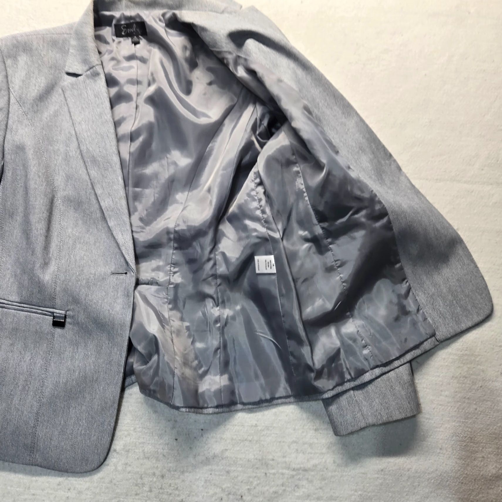 Vintage Emily Blazer Jacket Coat Gray Lining One Button Closure Adult Women's 14 Blazer Size XL / US 12-14 / IT 48-50 - 4 Thumbnail