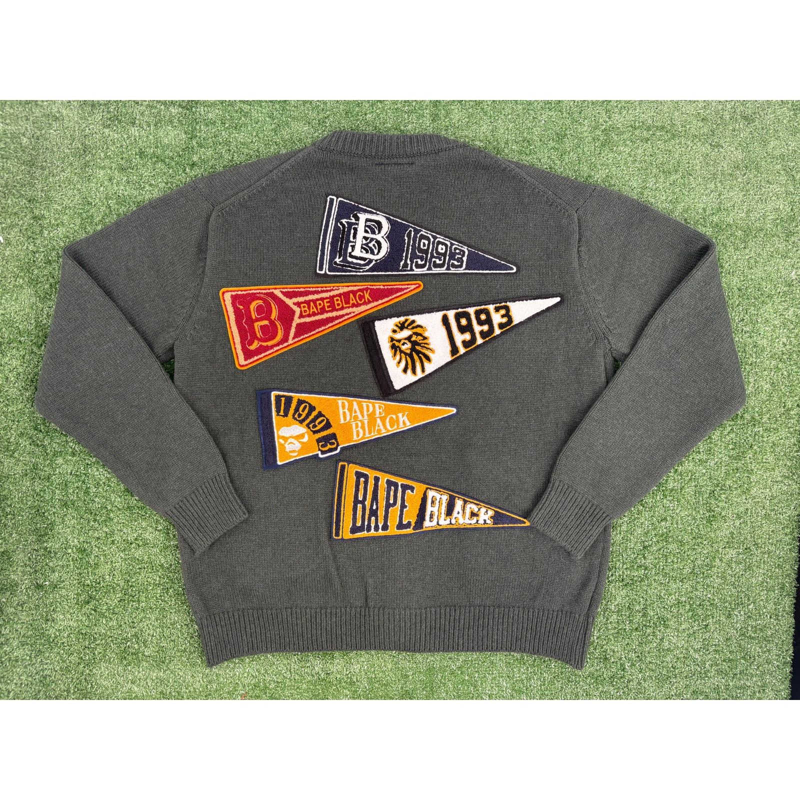 Bape BAPE Black Japan Green College Cardigan Size Medium Size US M / EU 48-50 / 2 - 2 Thumbnail